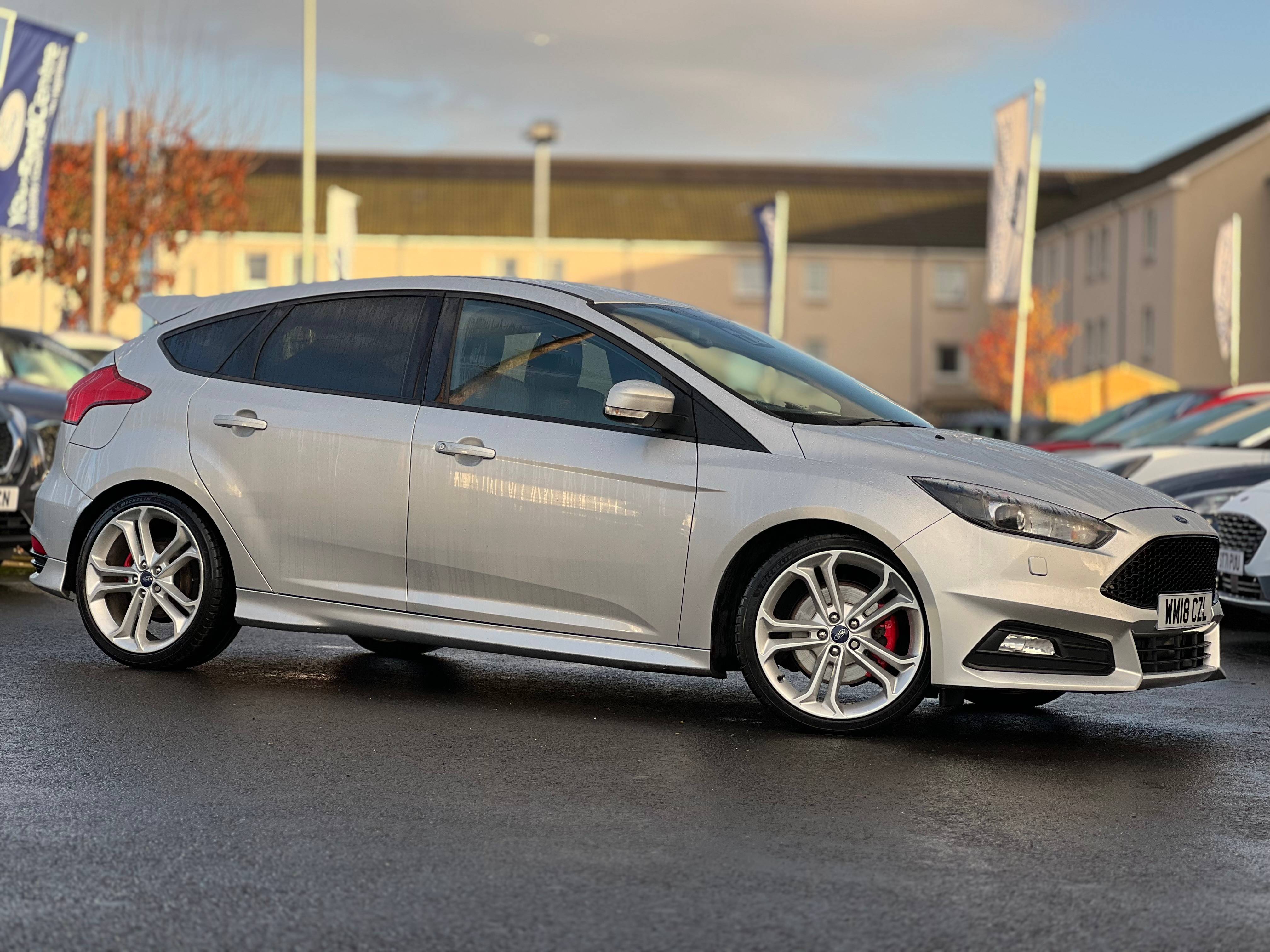 Main listing image - Ford Focus