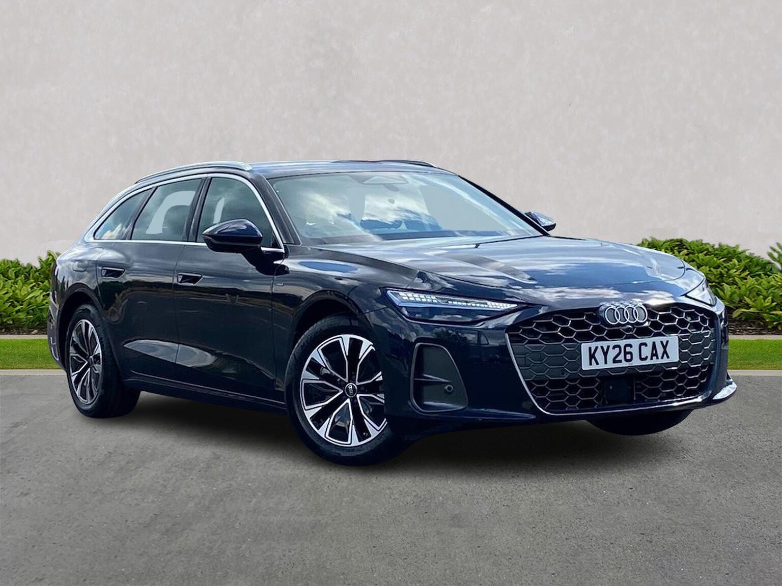 Main listing image - Audi A6