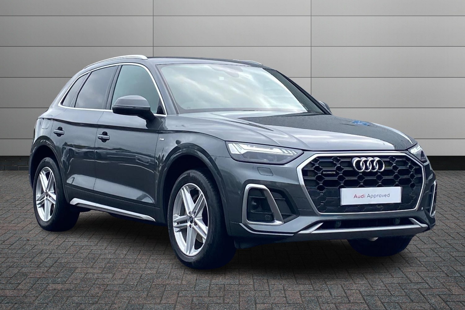 Main listing image - Audi Q5