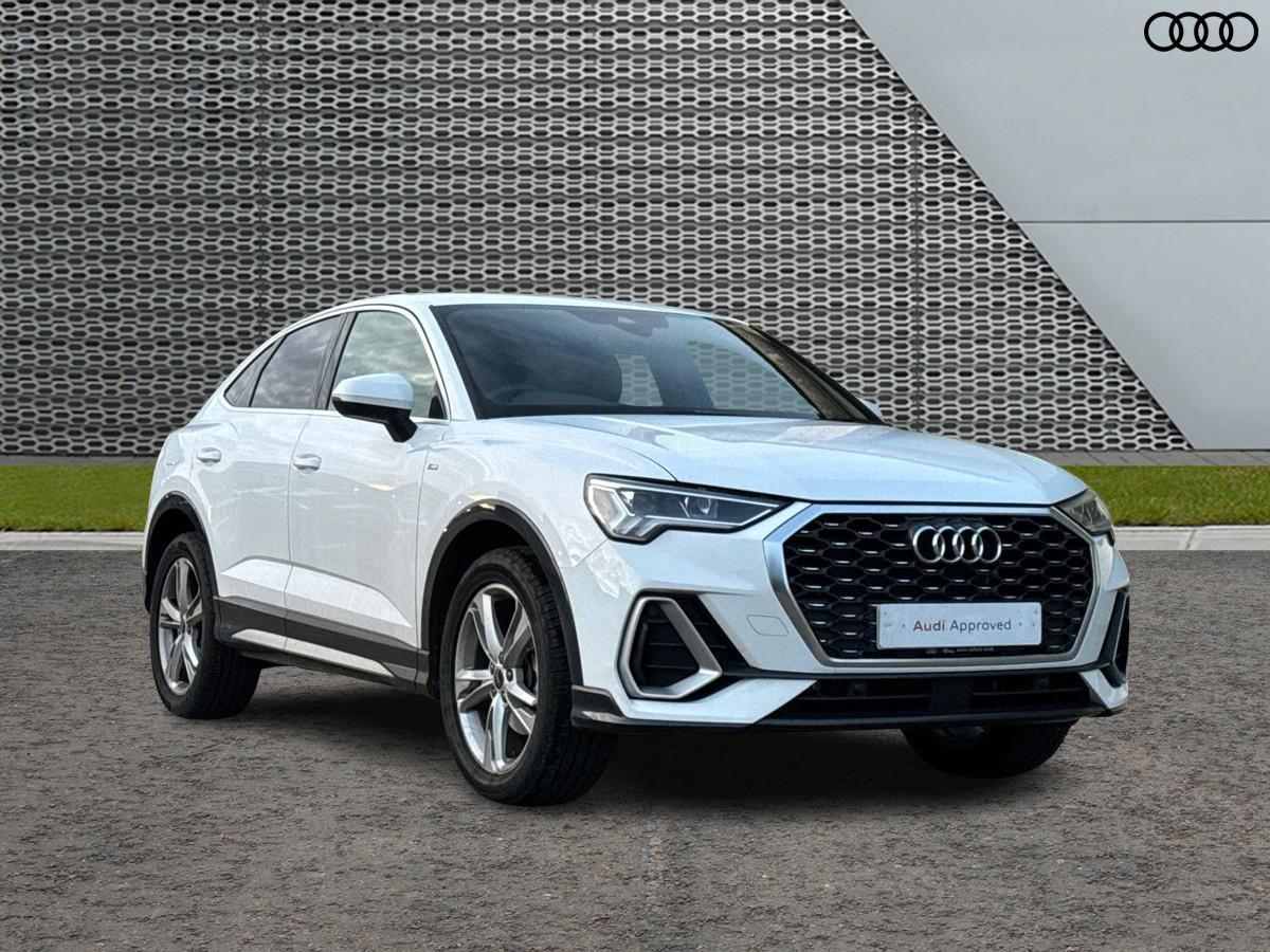 Main listing image - Audi Q3