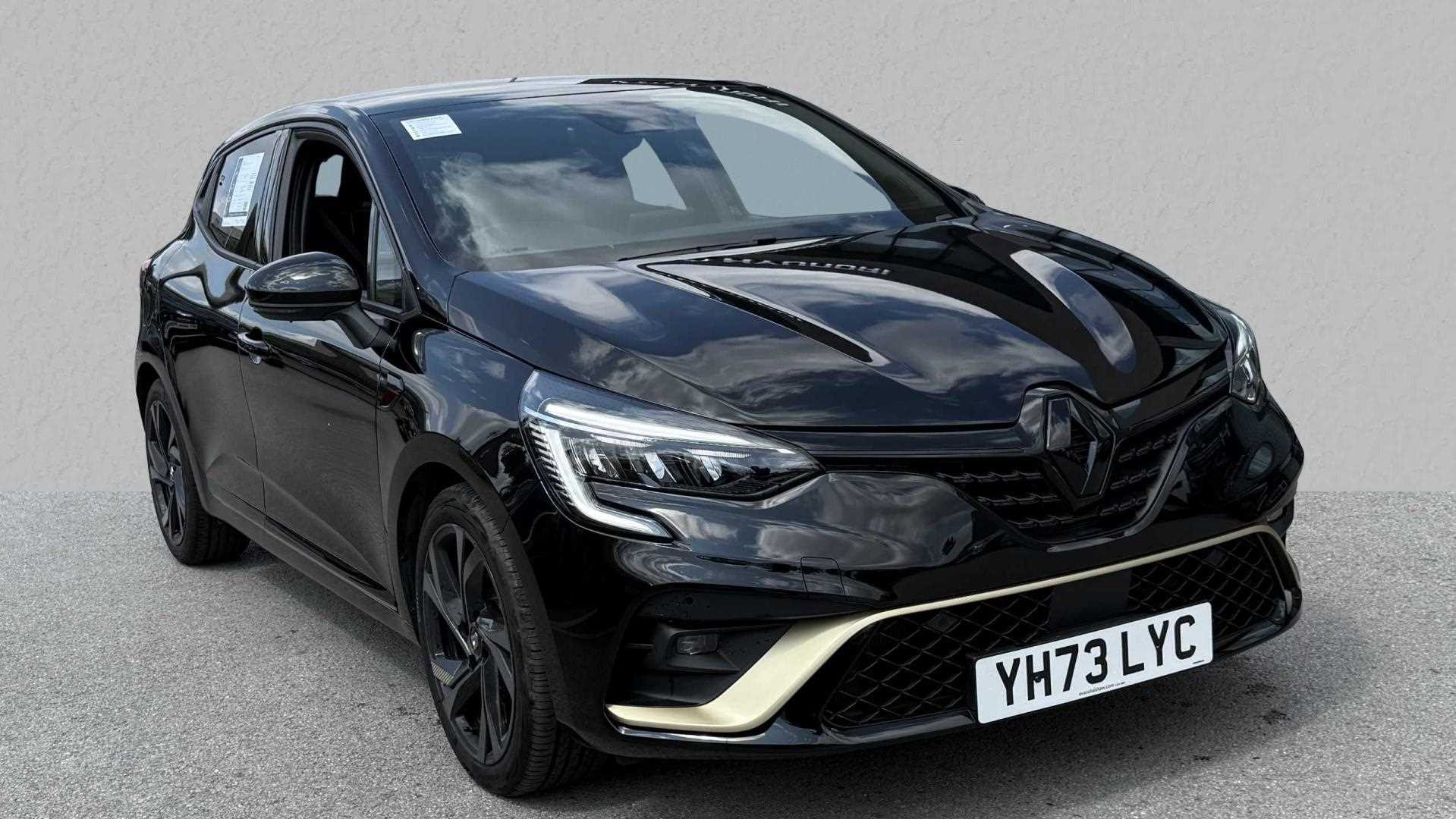Main listing image - Renault Clio