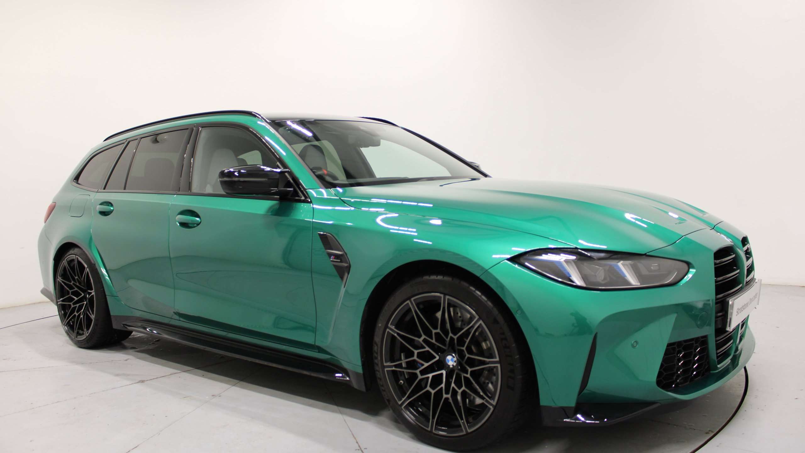 Main listing image - BMW M3 Touring