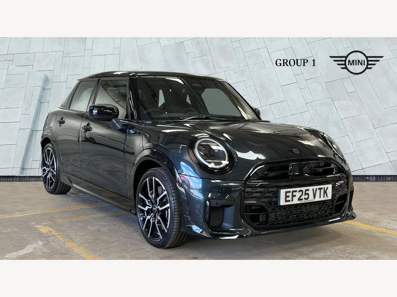 Main listing image - MINI Hatchback 5dr