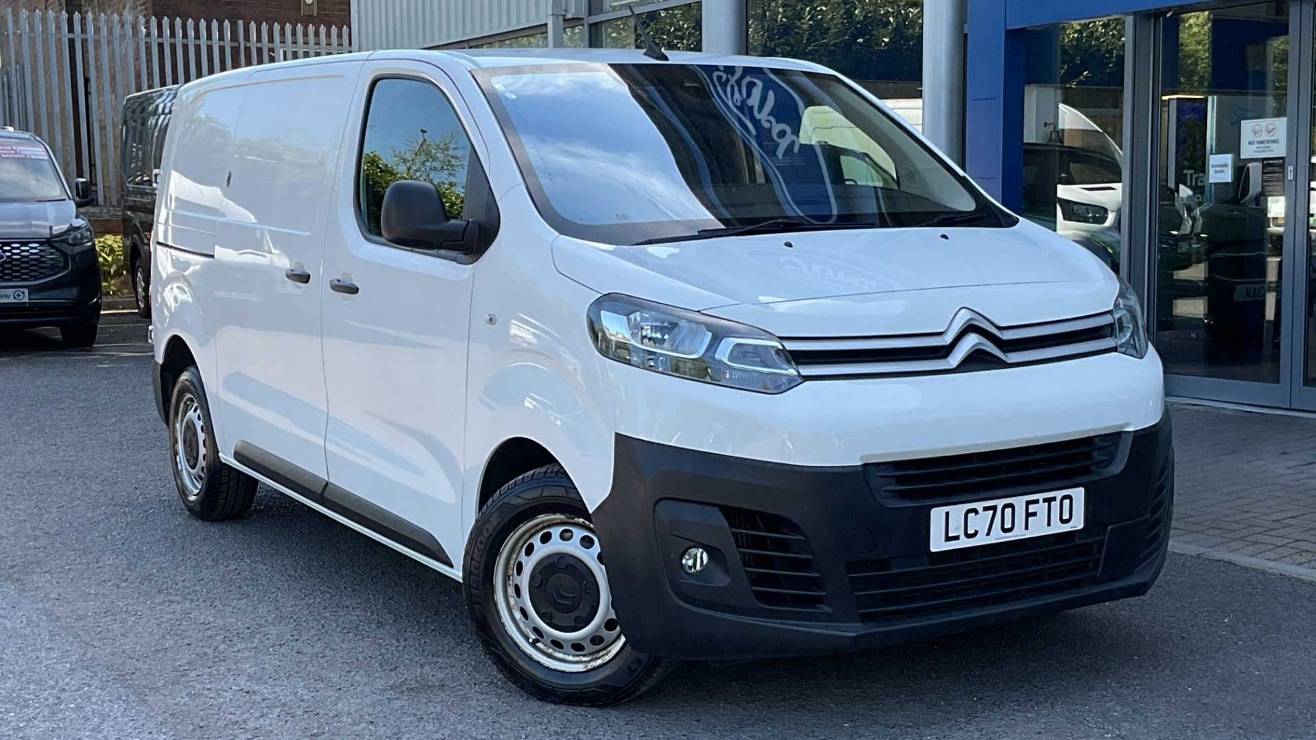 Main listing image - Citroen Dispatch