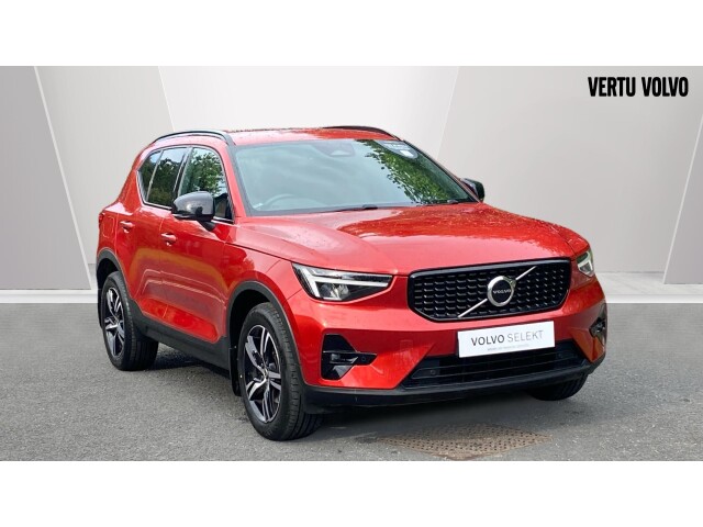 Main listing image - Volvo XC40