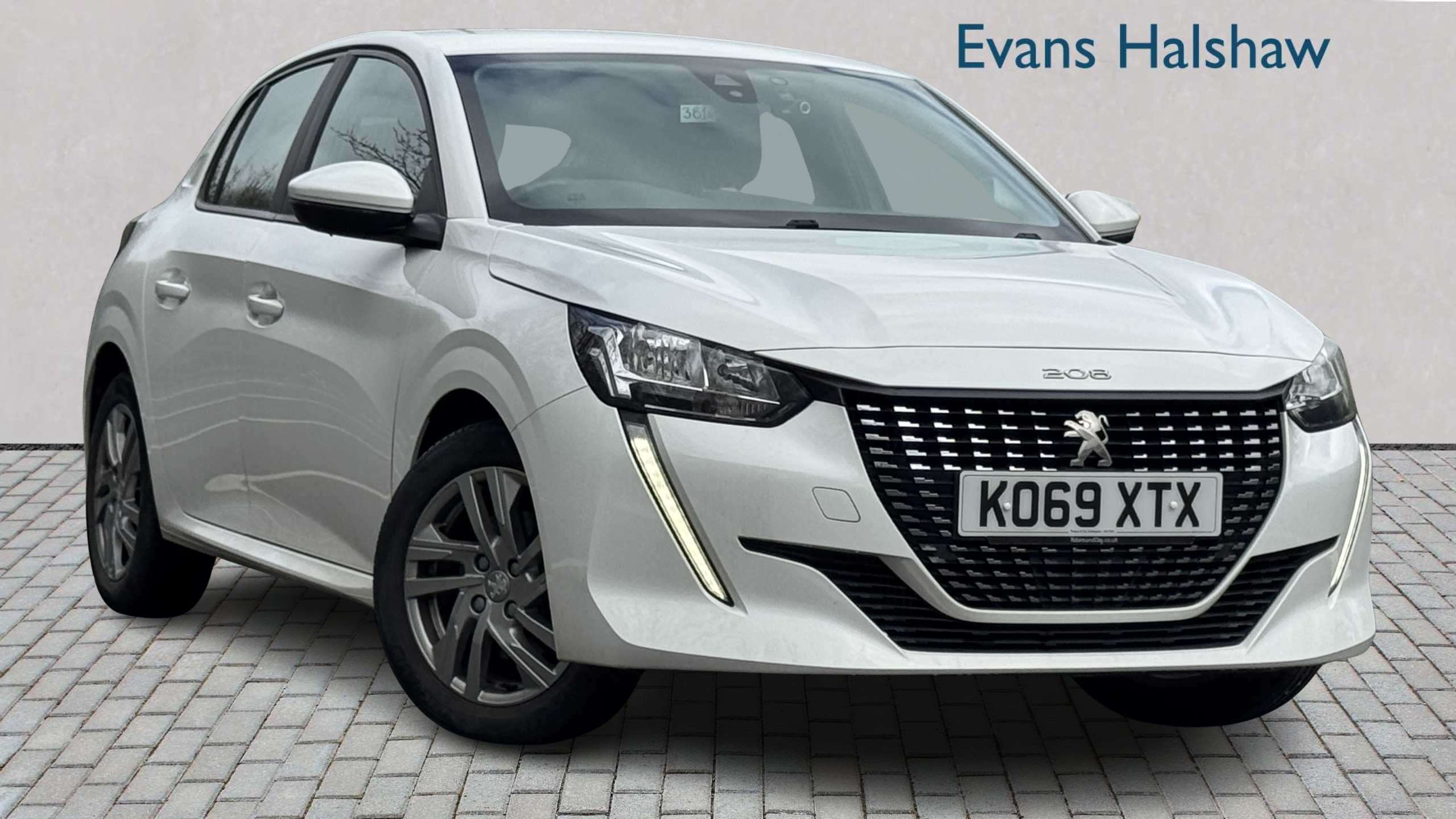 Main listing image - Peugeot 208