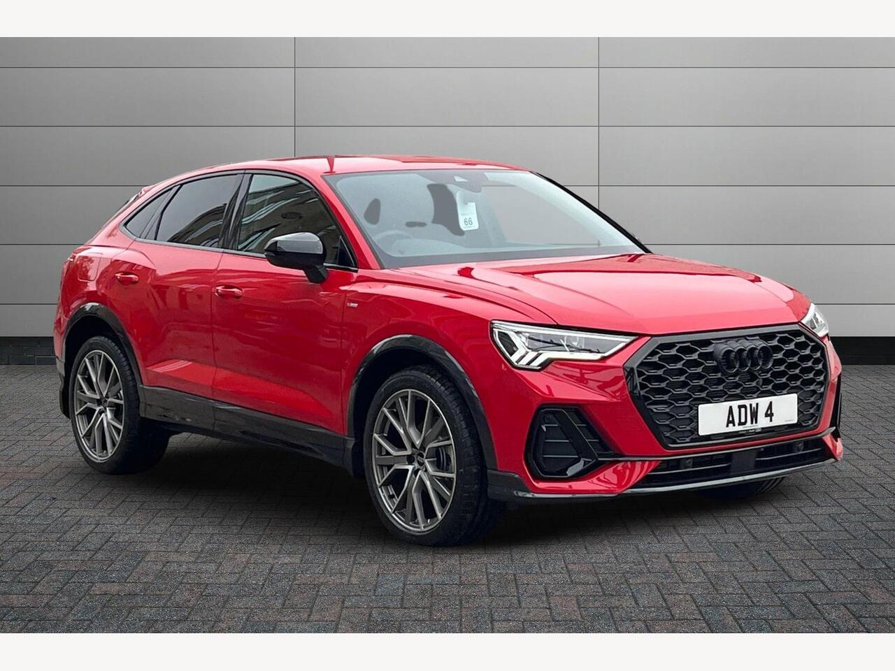 Main listing image - Audi Q3
