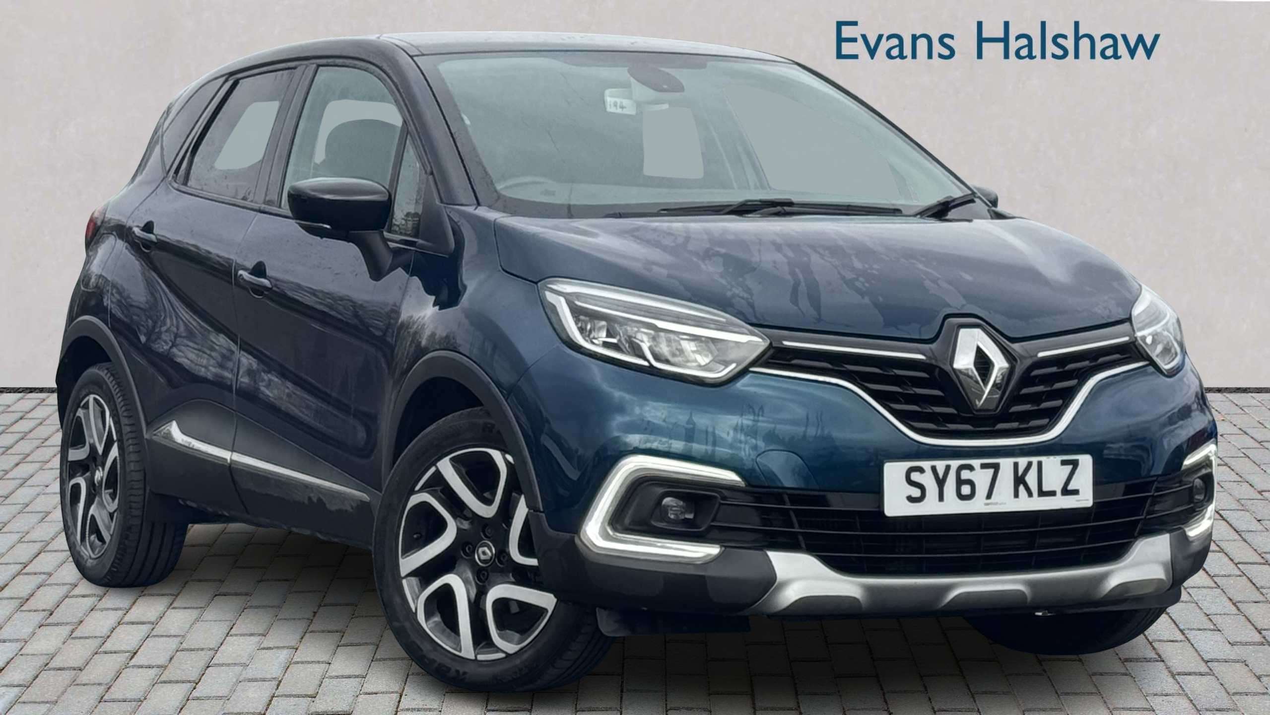 Main listing image - Renault Captur