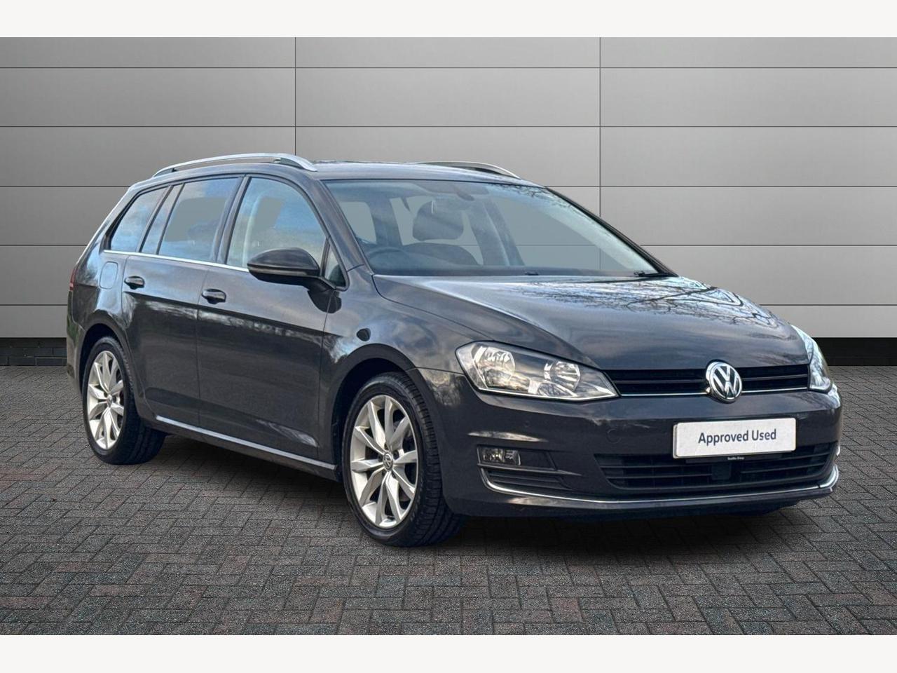 Main listing image - Volkswagen Golf Estate