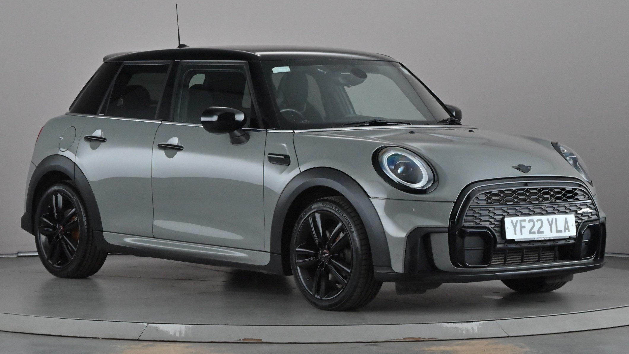 Main listing image - MINI Hatchback 5dr