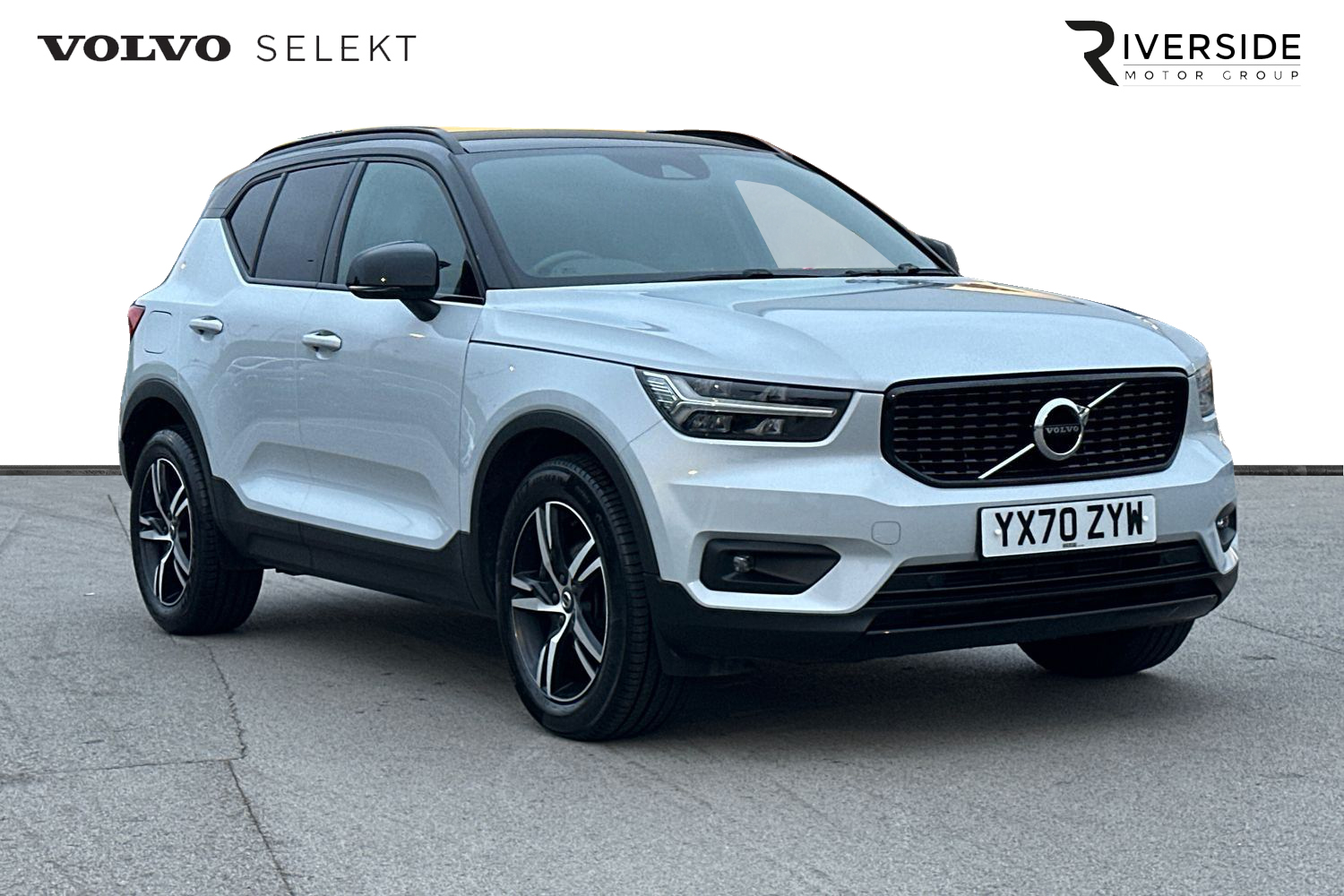 Main listing image - Volvo XC40