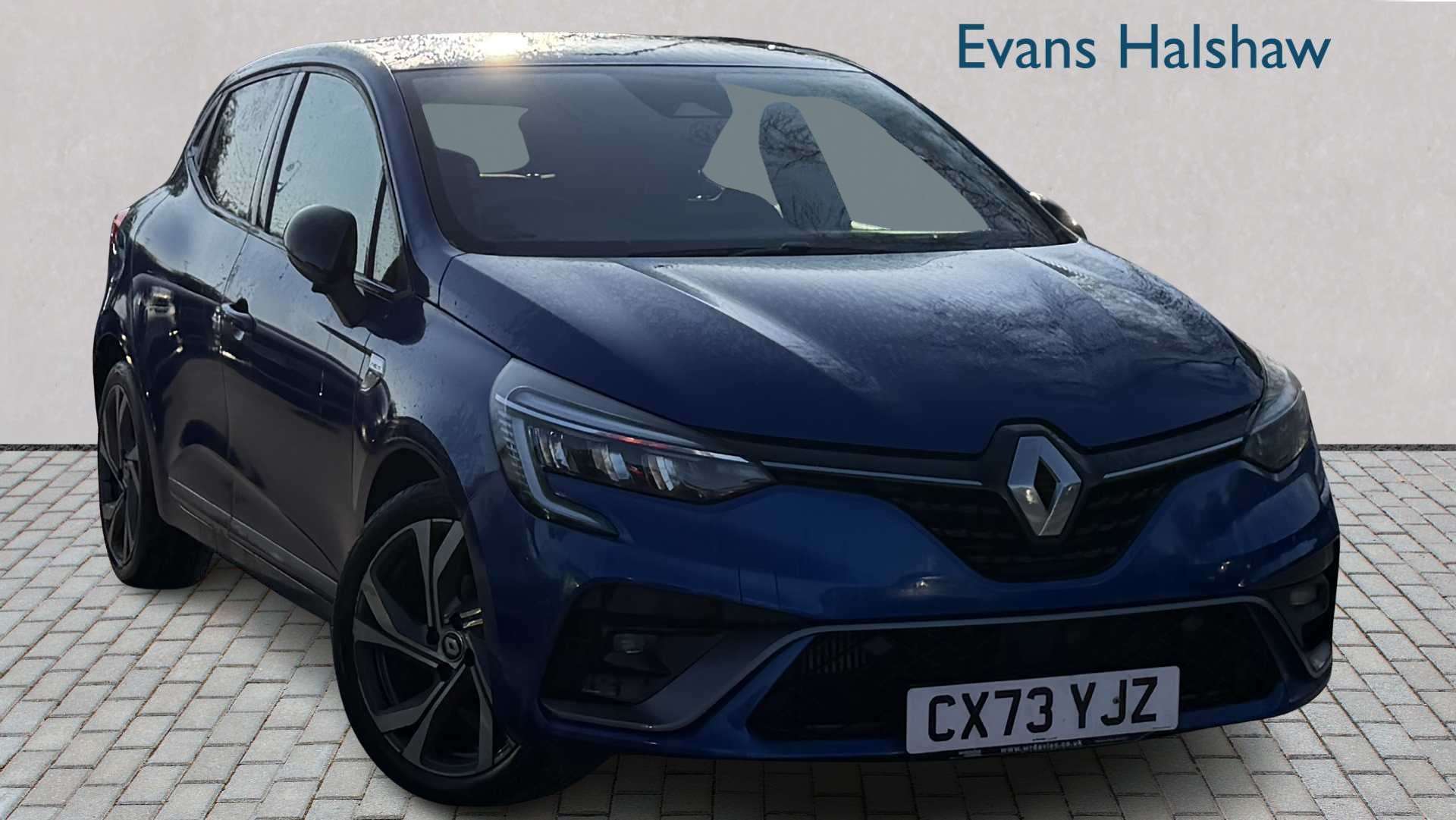 Main listing image - Renault Clio