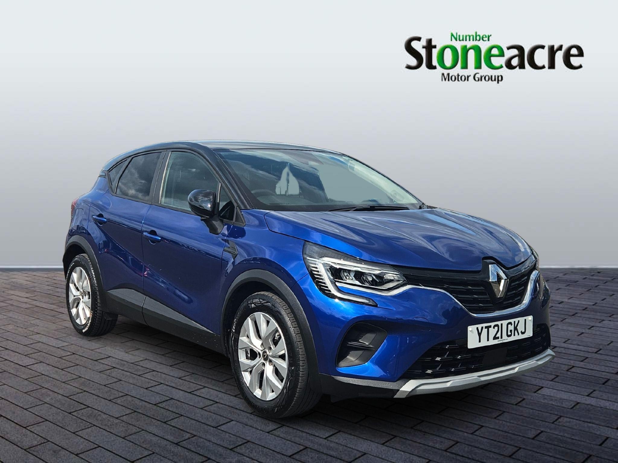 Main listing image - Renault Captur