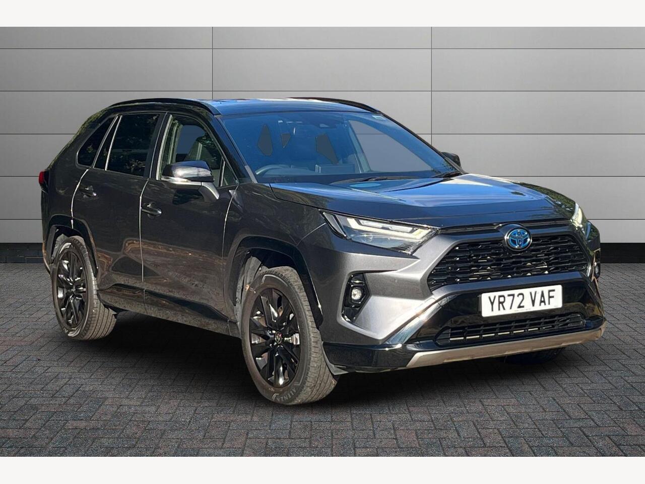 Main listing image - Toyota RAV4
