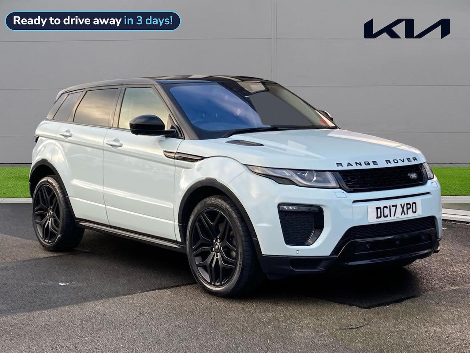 Main listing image - Land Rover Range Rover Evoque