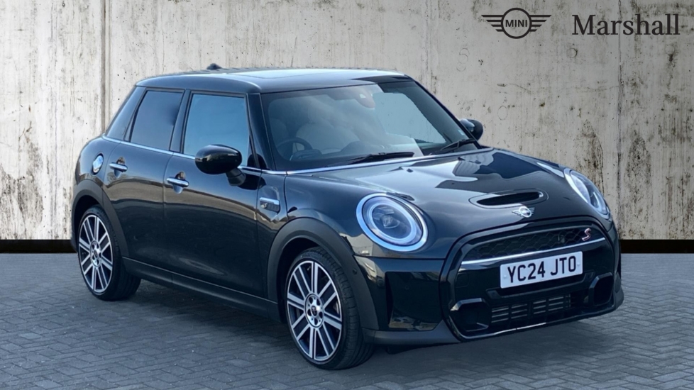 Main listing image - MINI Hatchback 5dr