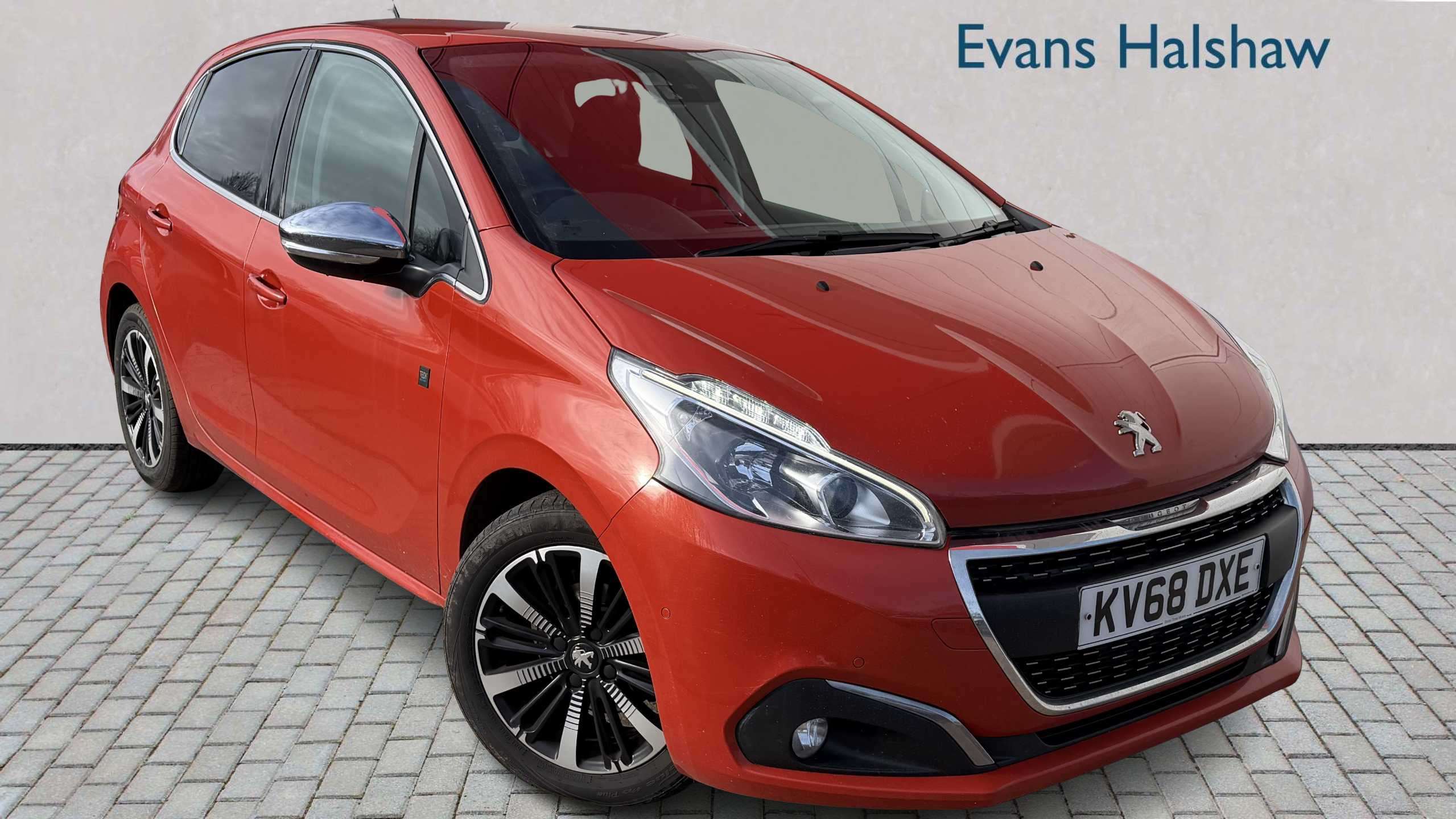 Main listing image - Peugeot 208