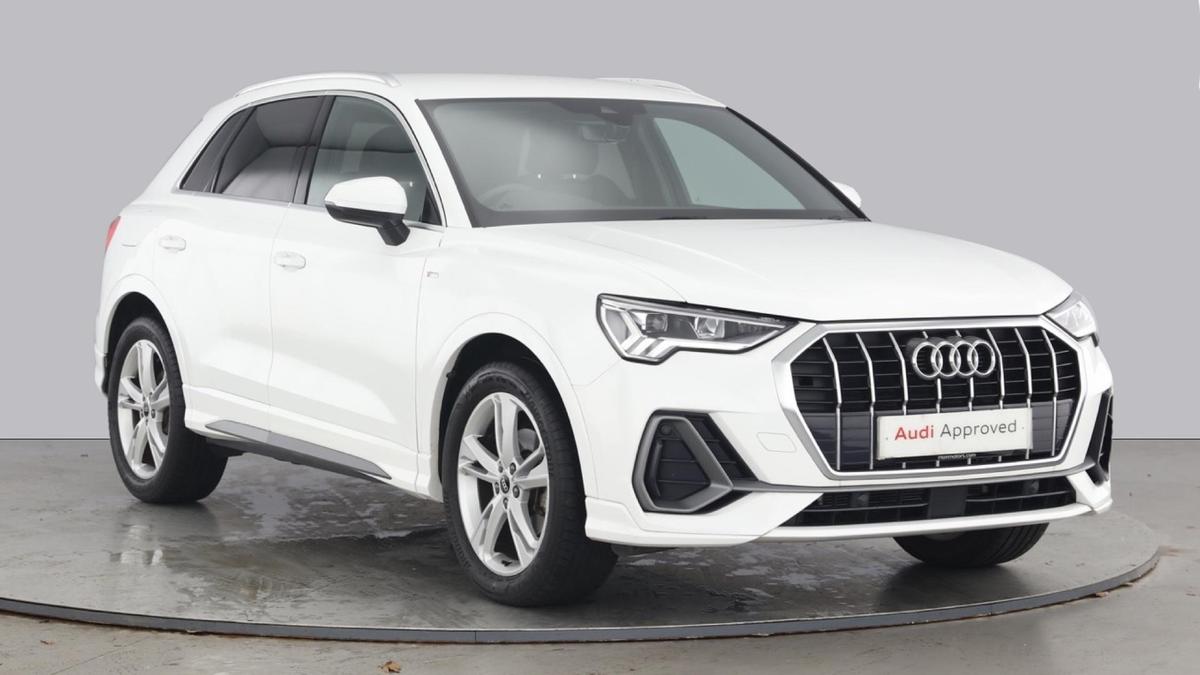 Main listing image - Audi Q3