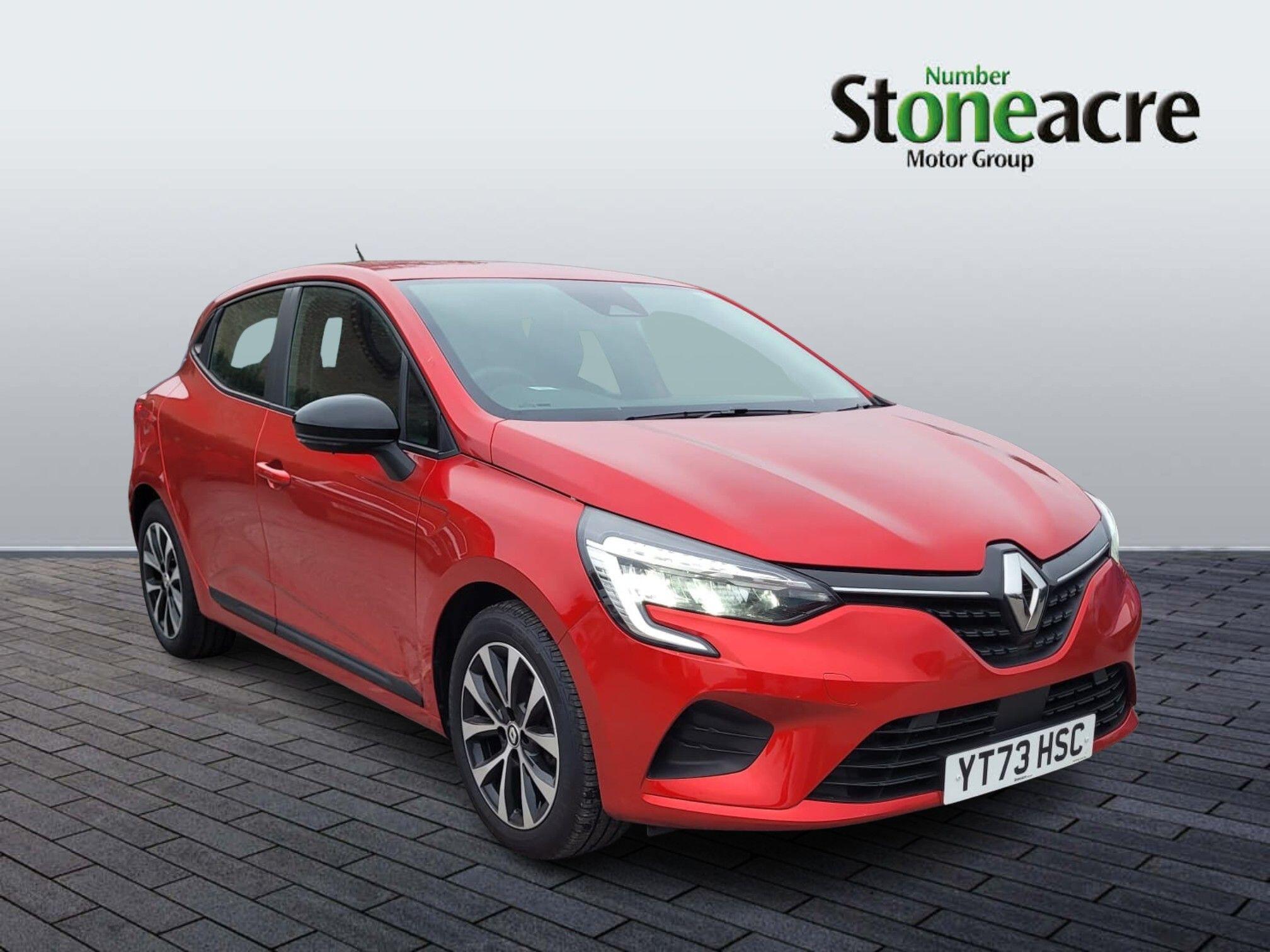 Main listing image - Renault Clio