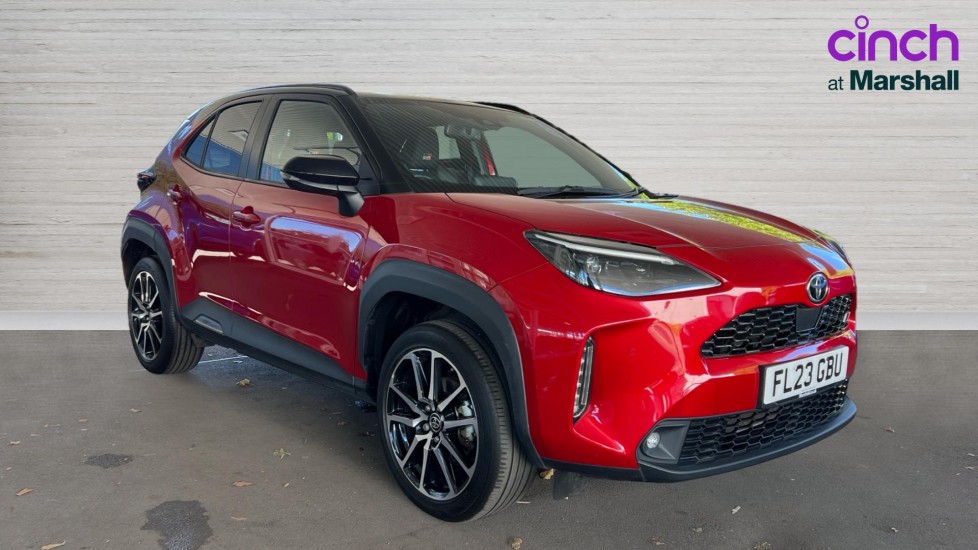 Main listing image - Toyota Yaris Cross