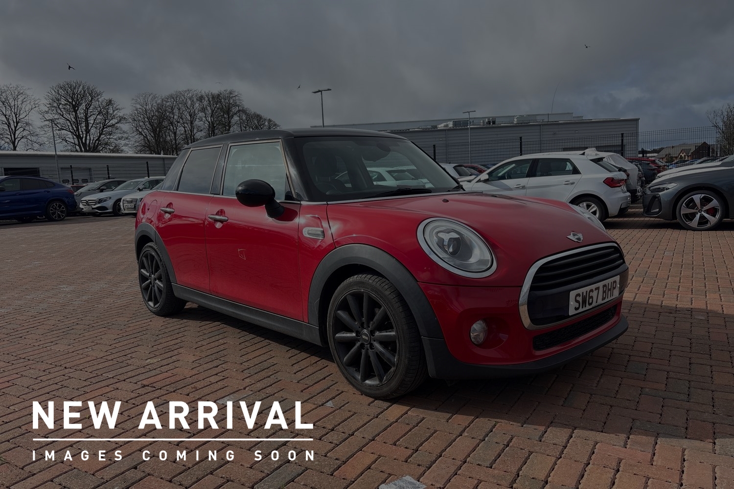 Main listing image - MINI Hatchback 5dr