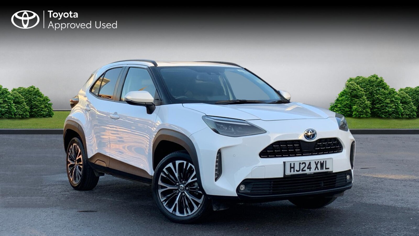 Main listing image - Toyota Yaris Cross