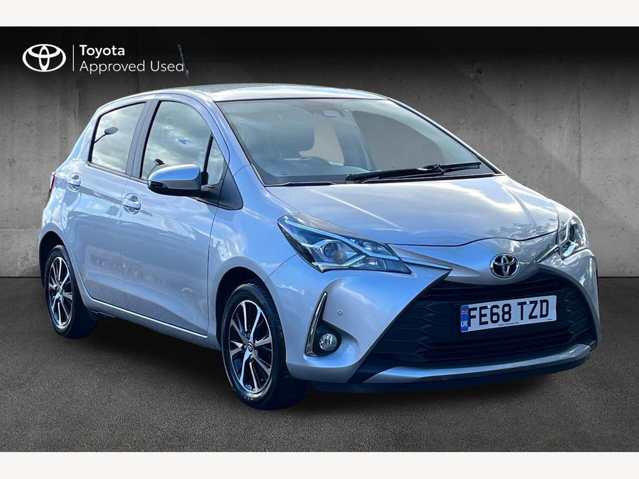 Main listing image - Toyota Yaris