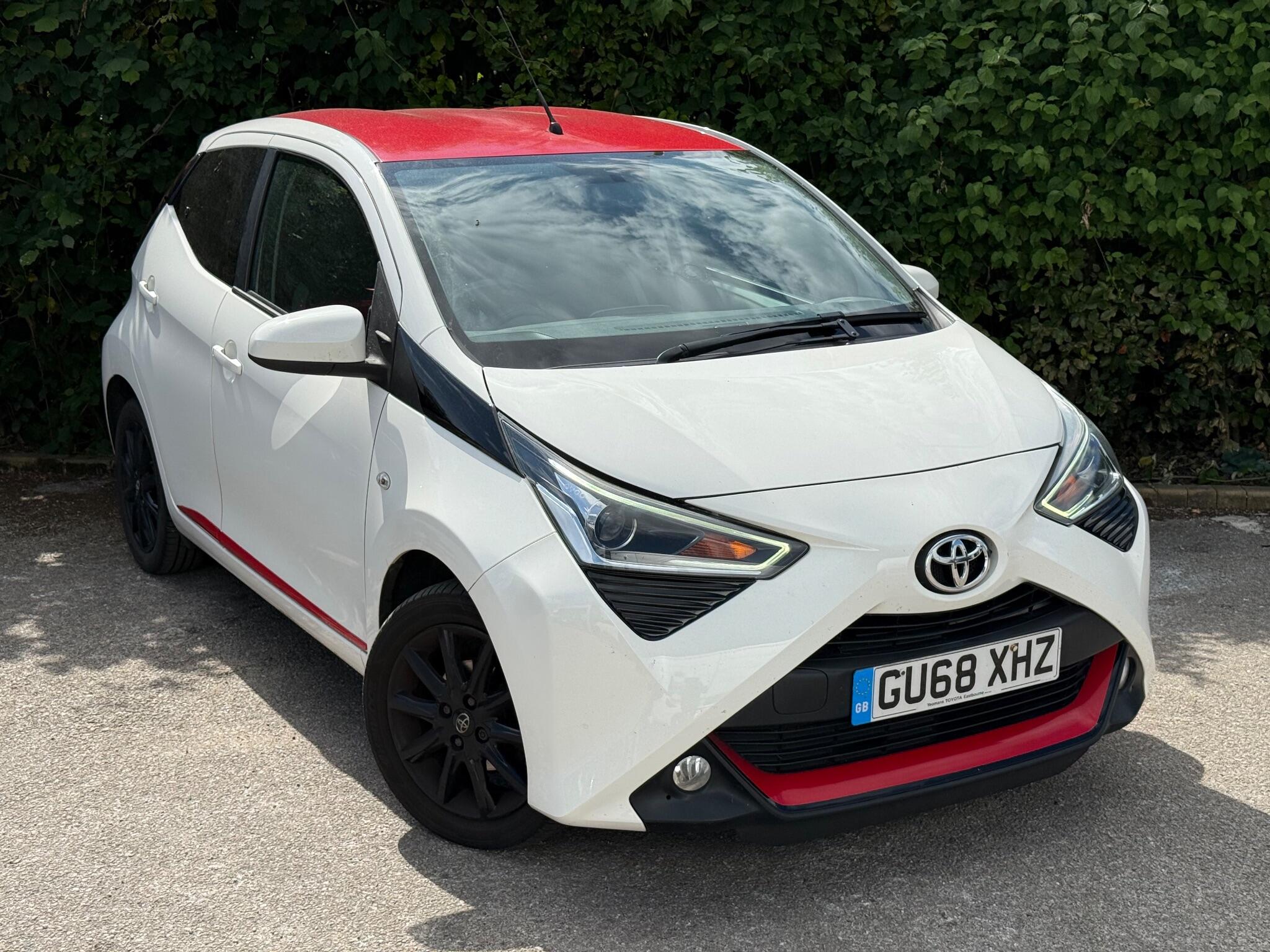 Main listing image - Toyota Aygo