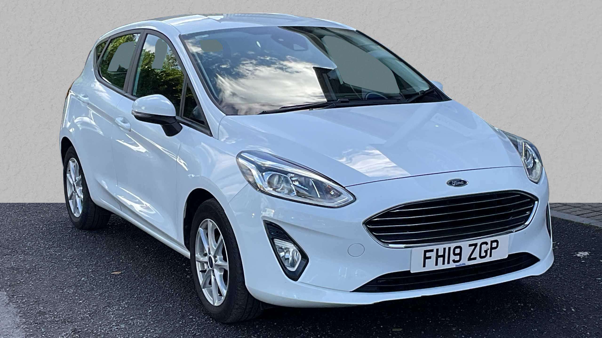 Main listing image - Ford Fiesta