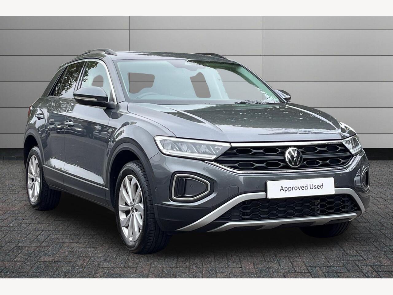 Main listing image - Volkswagen T-Roc