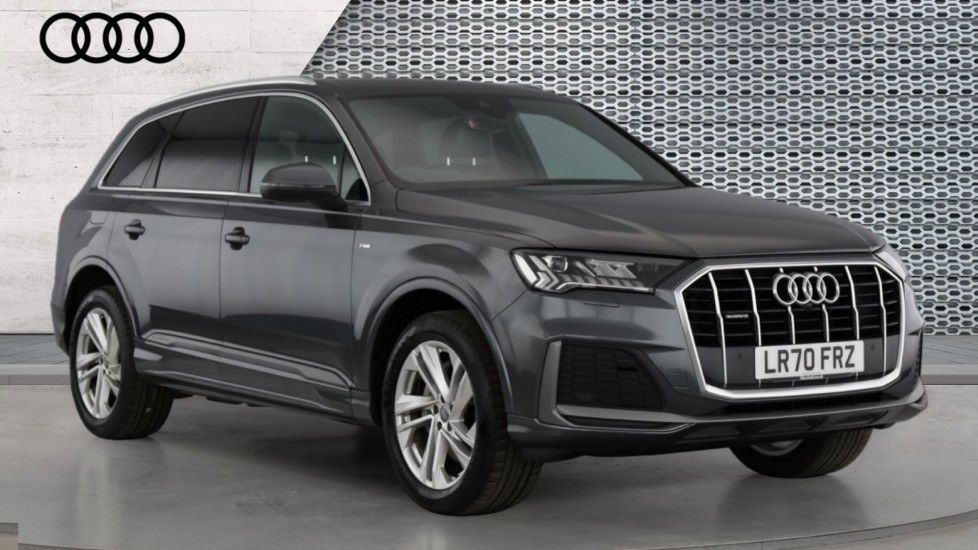 Main listing image - Audi Q7