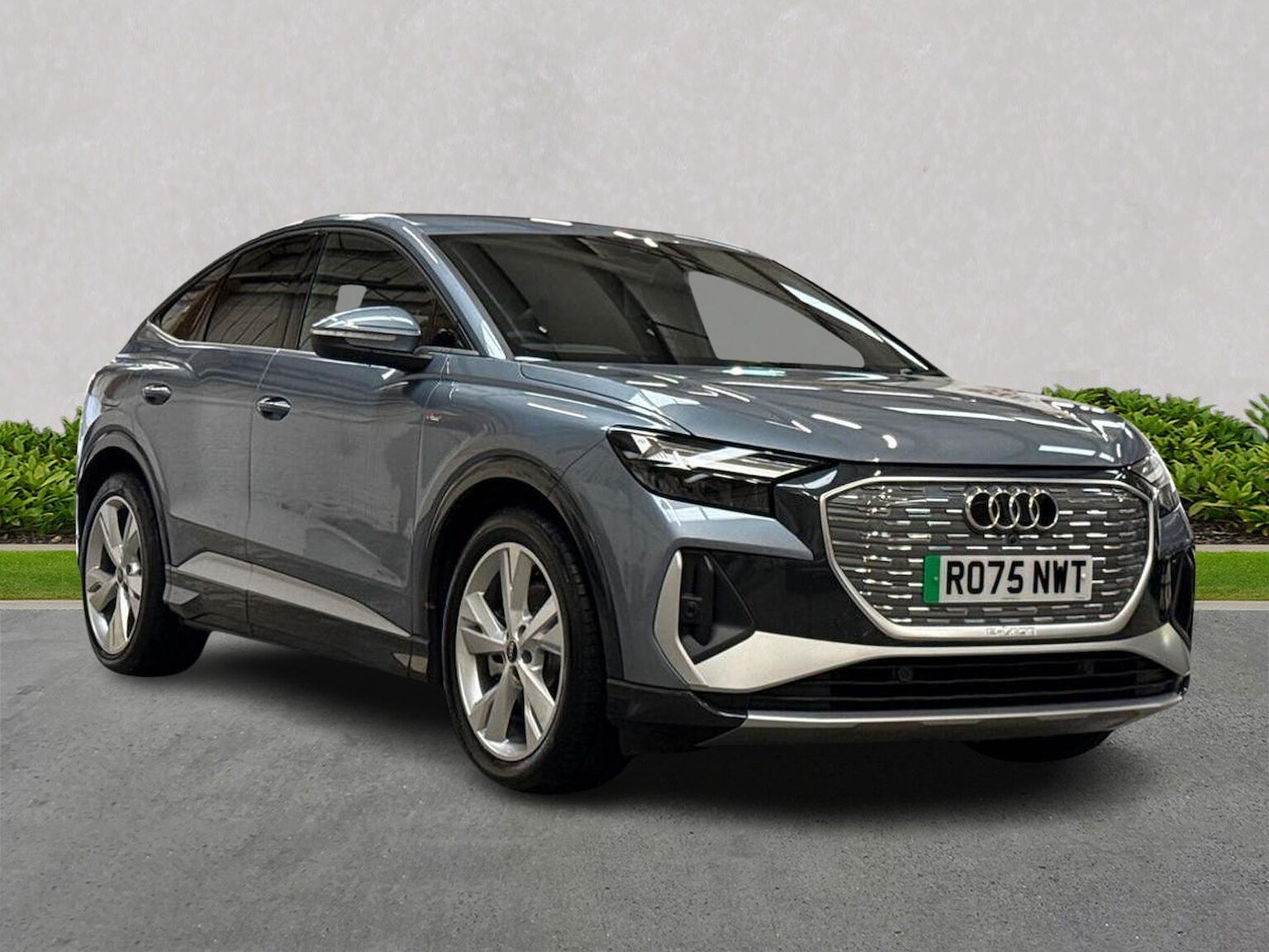 Main listing image - Audi Q4