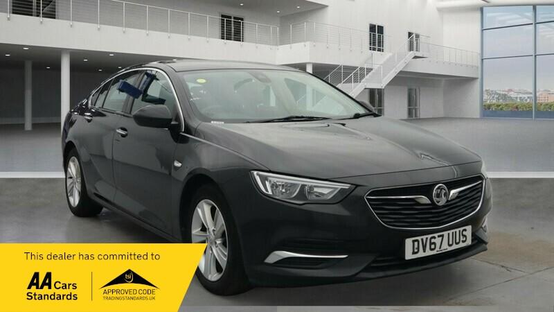 Main listing image - Vauxhall Insignia