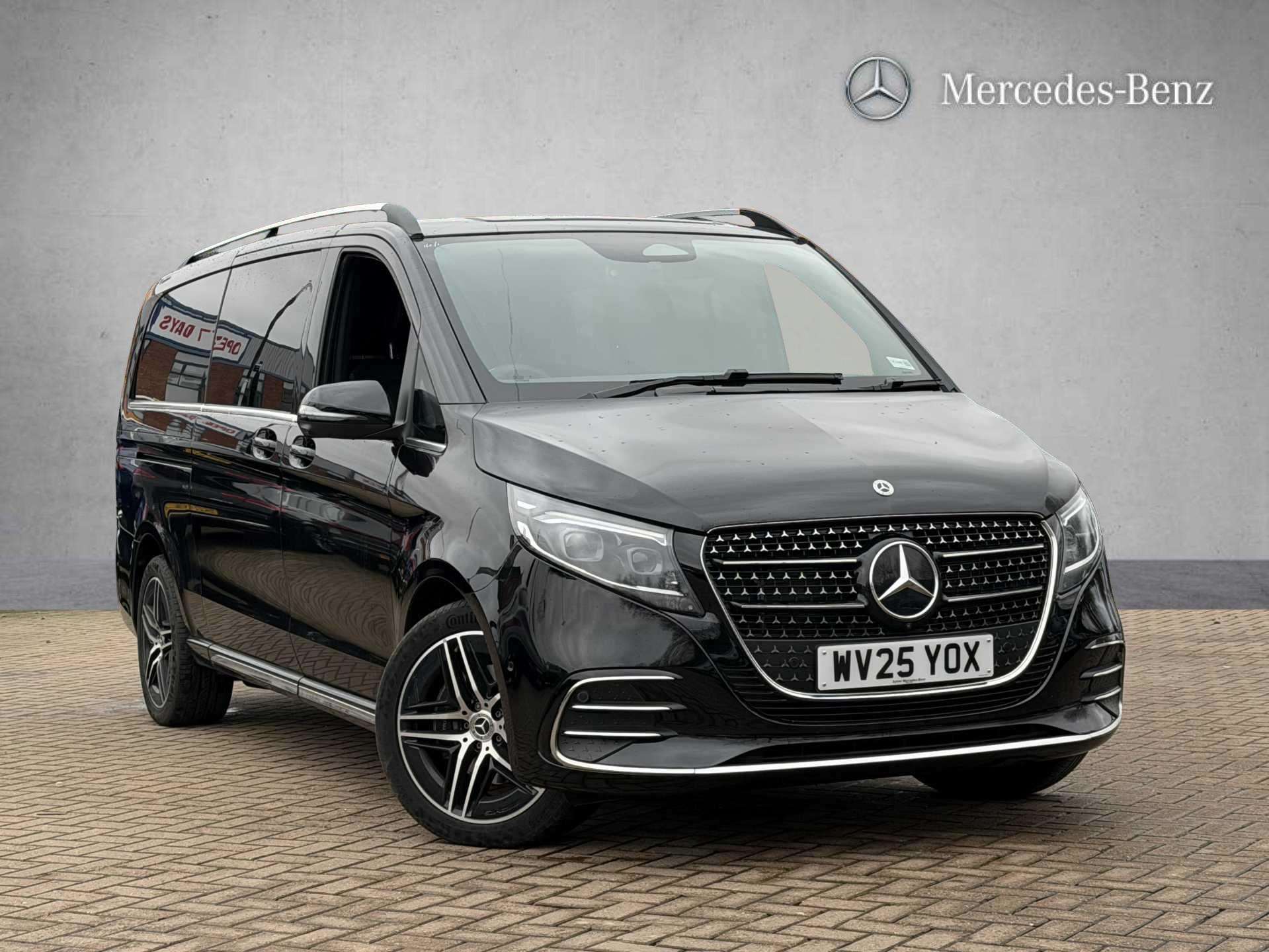 Main listing image - Mercedes-Benz V-Class