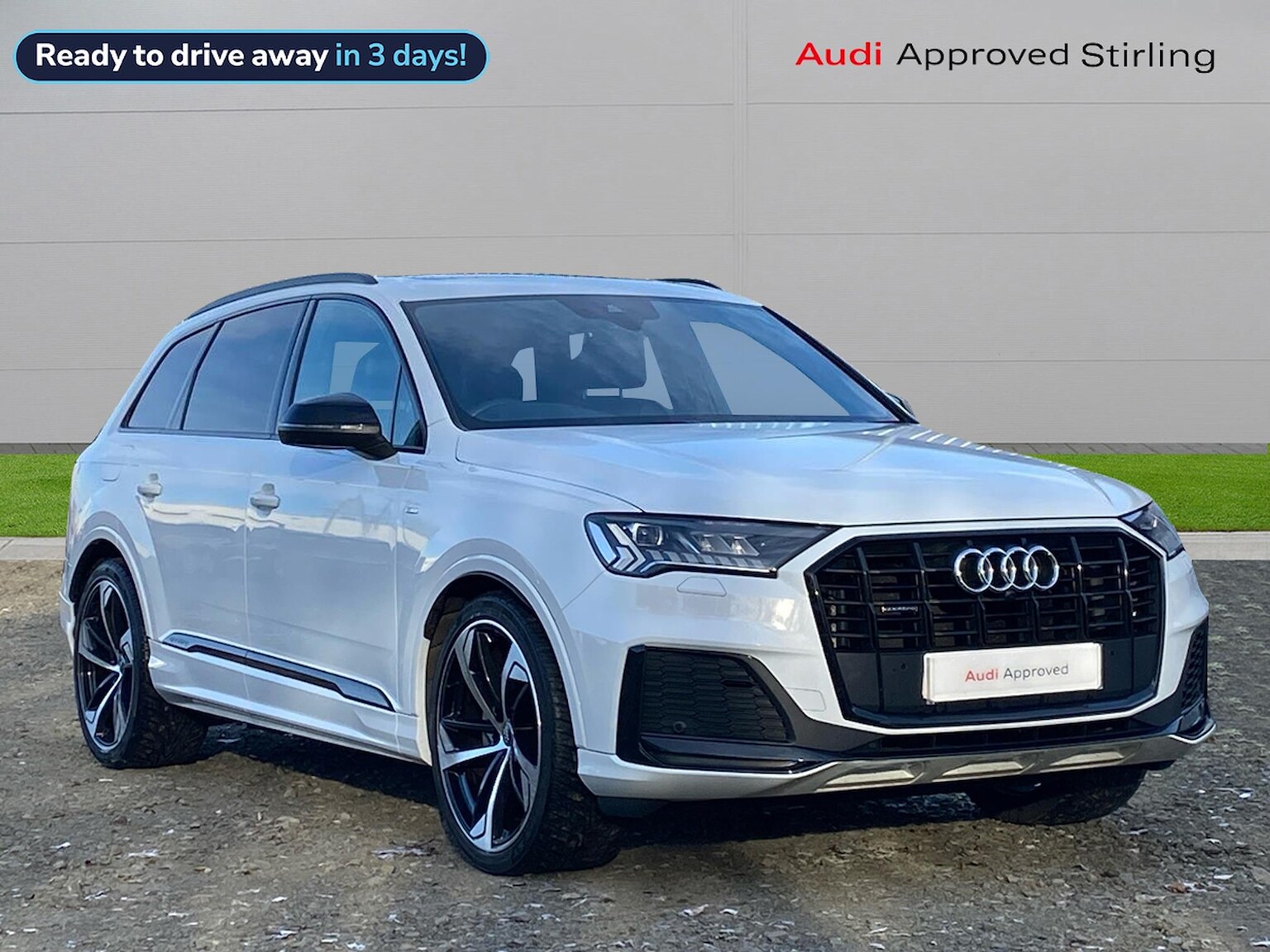 Main listing image - Audi Q7