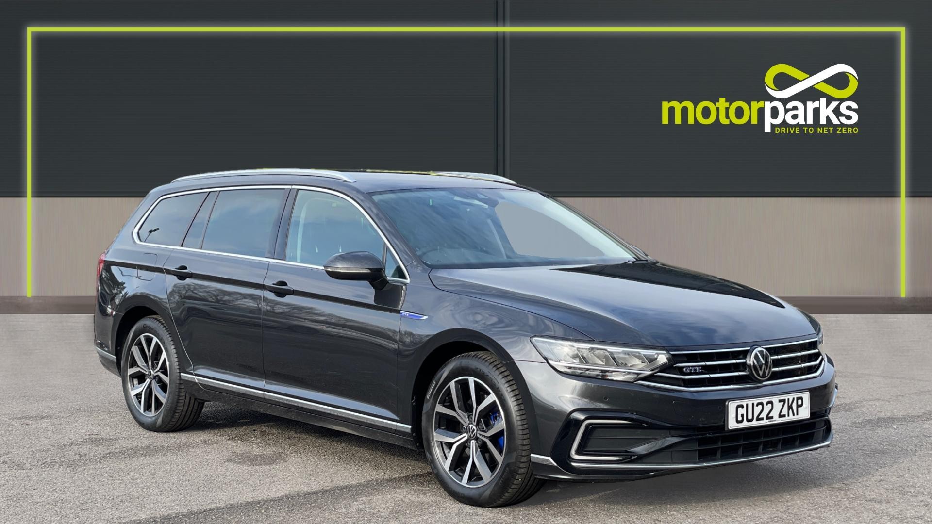 Main listing image - Volkswagen Passat GTE