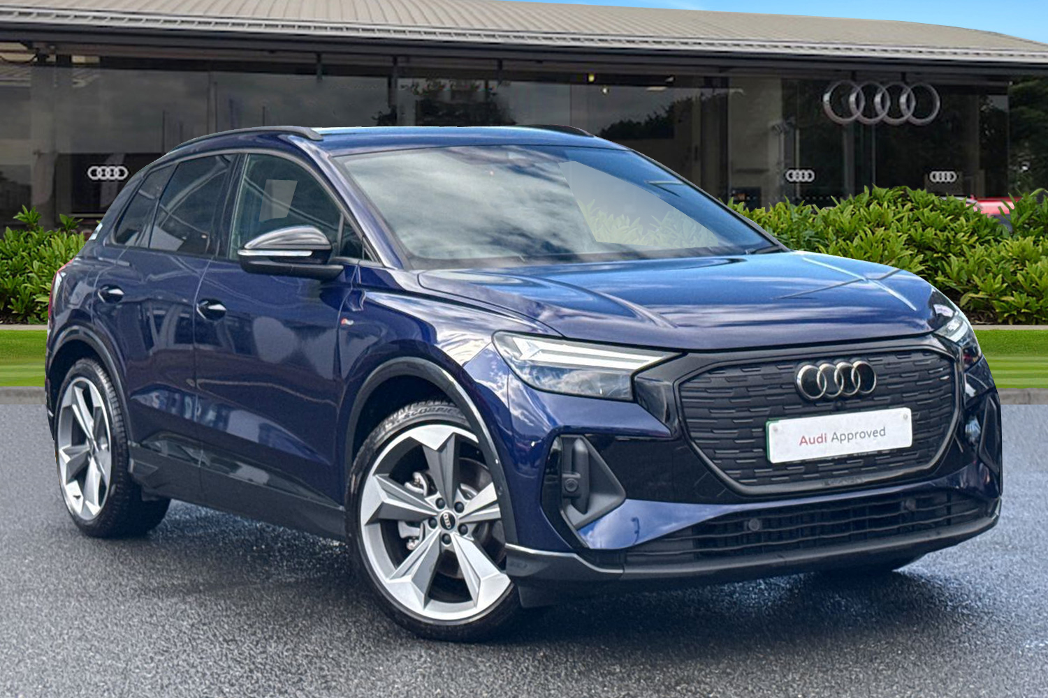 Main listing image - Audi Q4