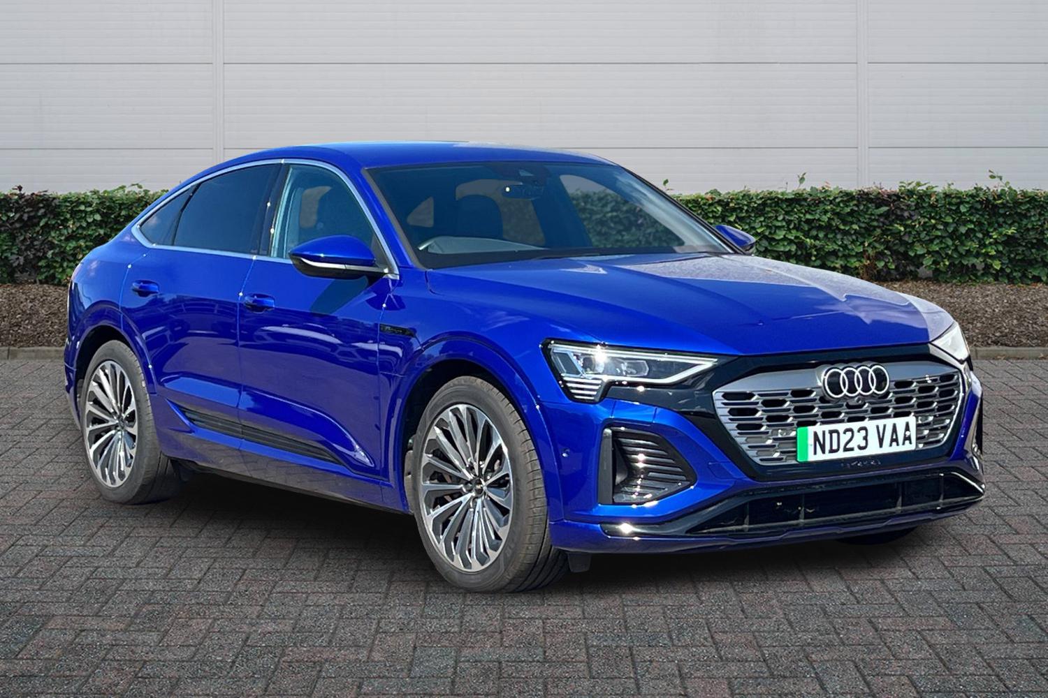 Main listing image - Audi Q8