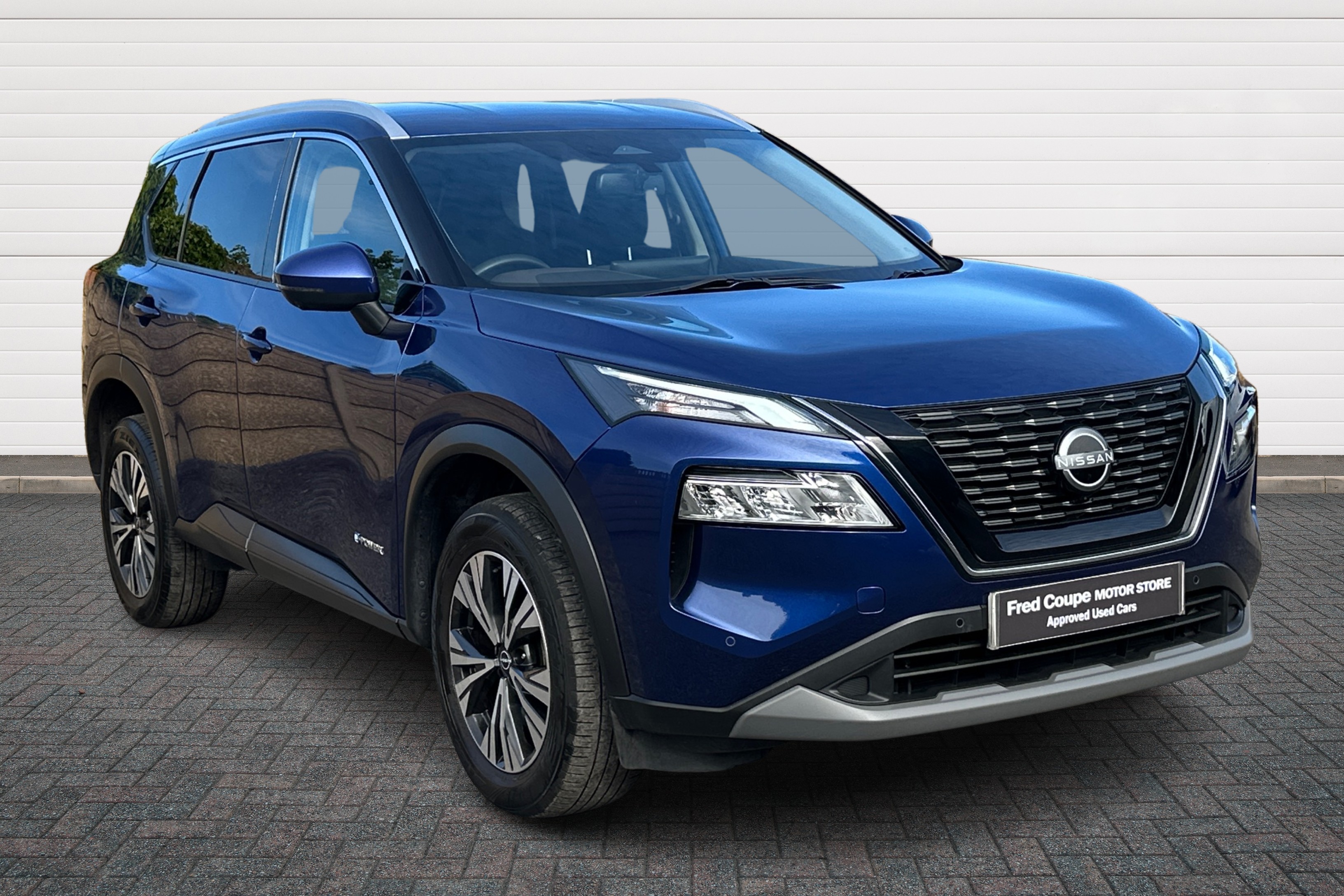 Main listing image - Nissan X-Trail