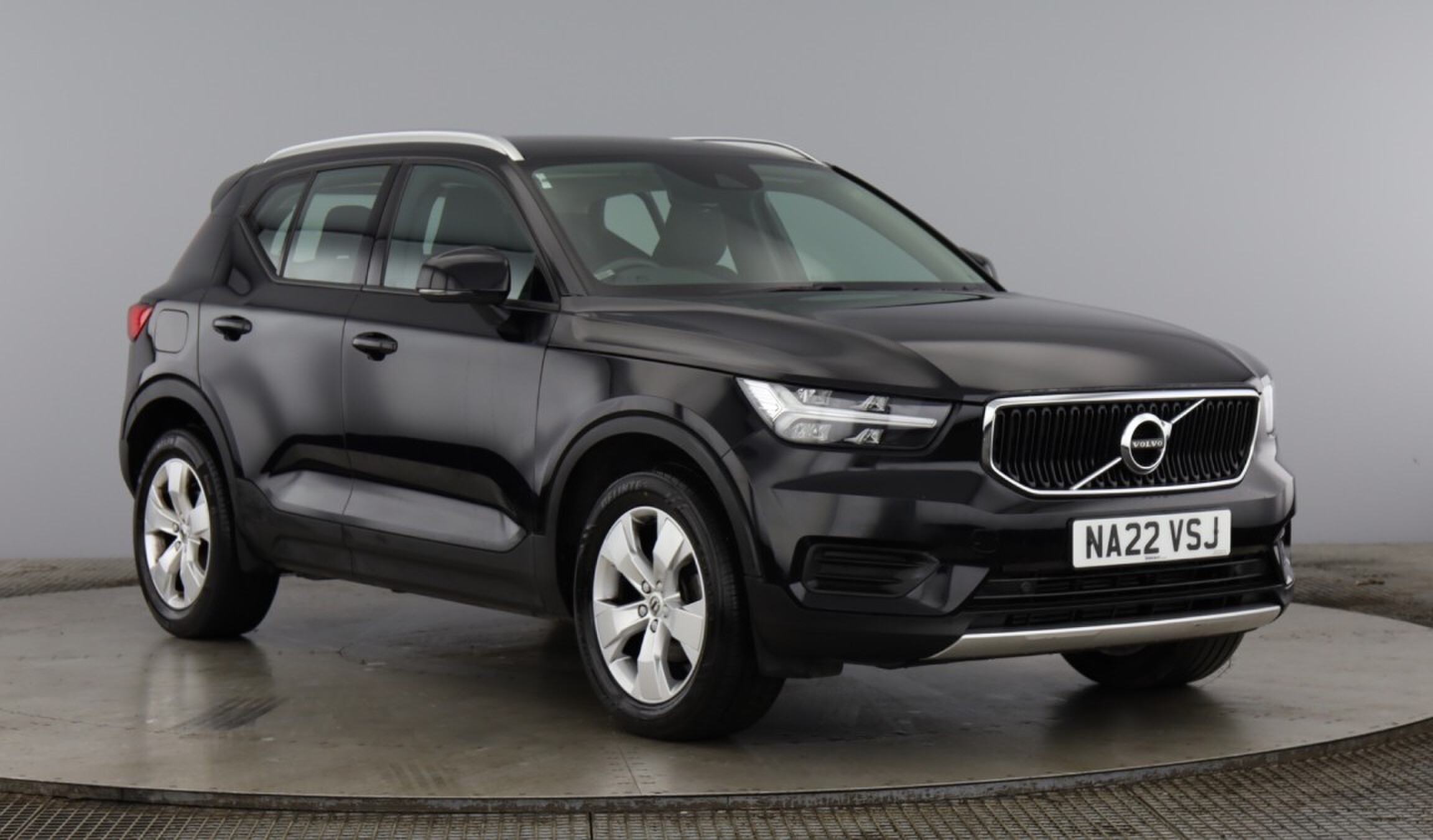 Main listing image - Volvo XC40