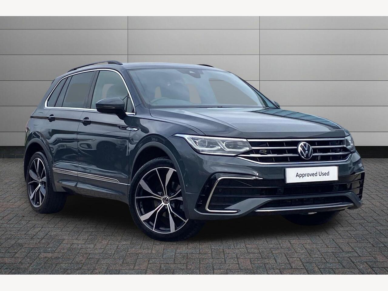 Main listing image - Volkswagen Tiguan
