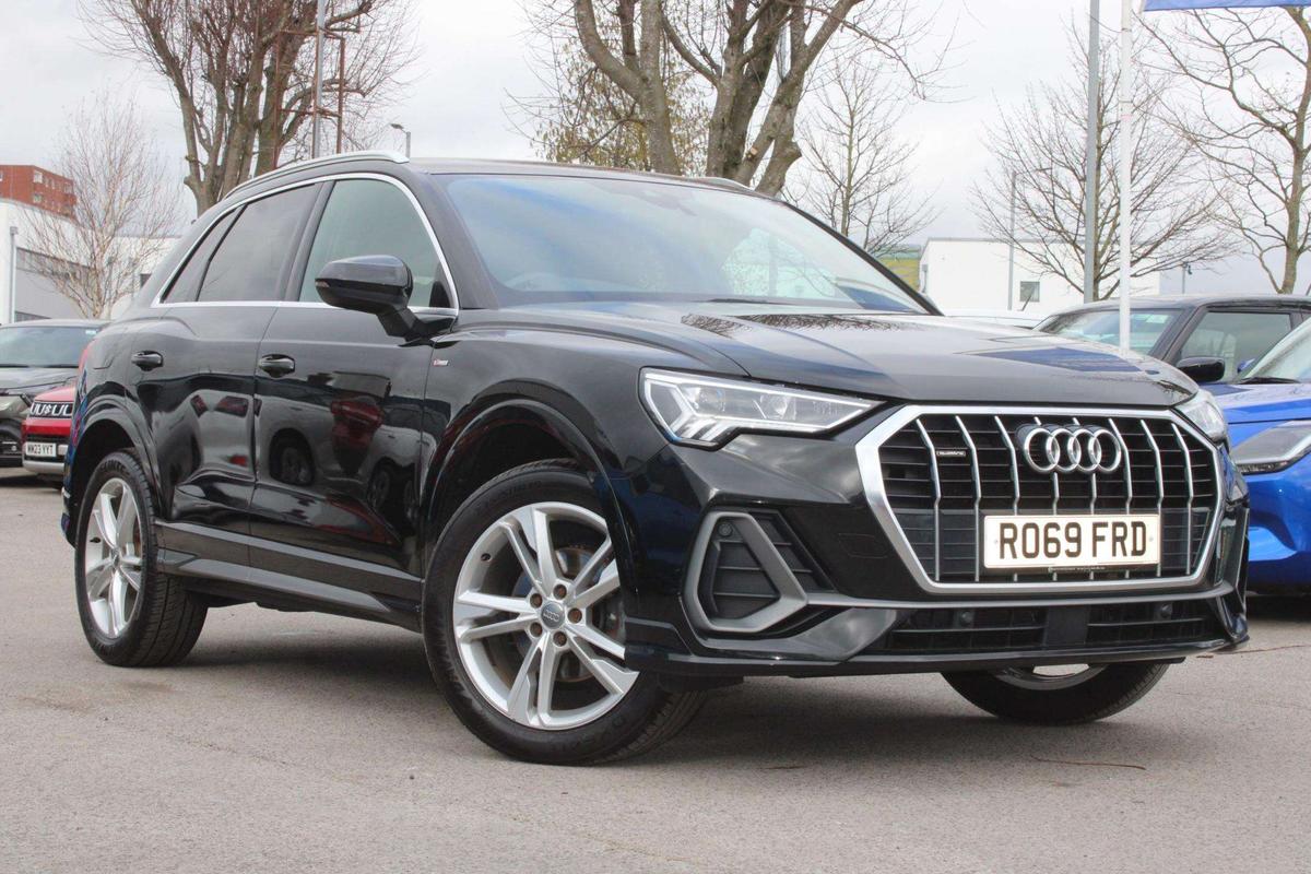 Main listing image - Audi Q3