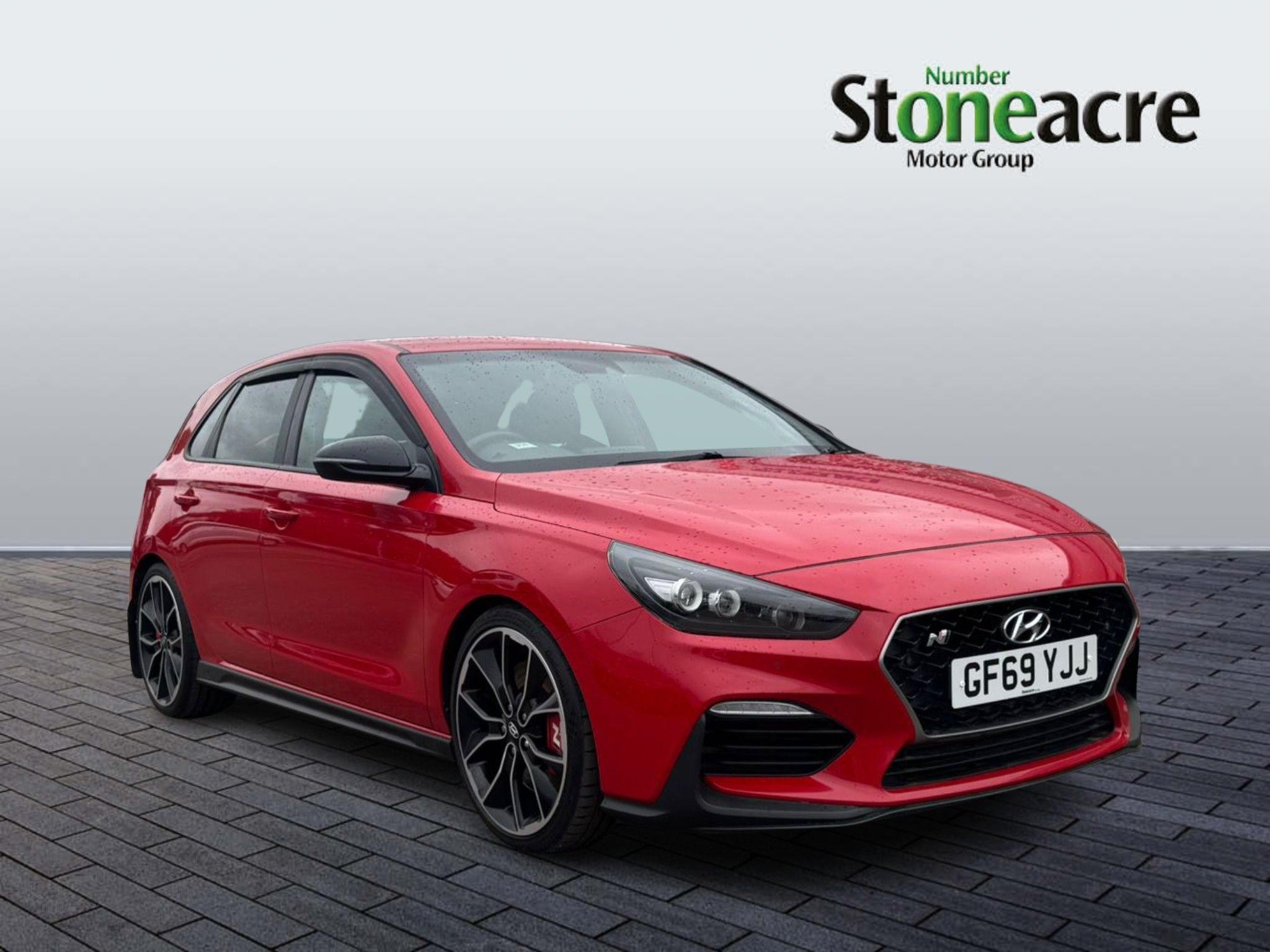 Main listing image - Hyundai i30 Fastback