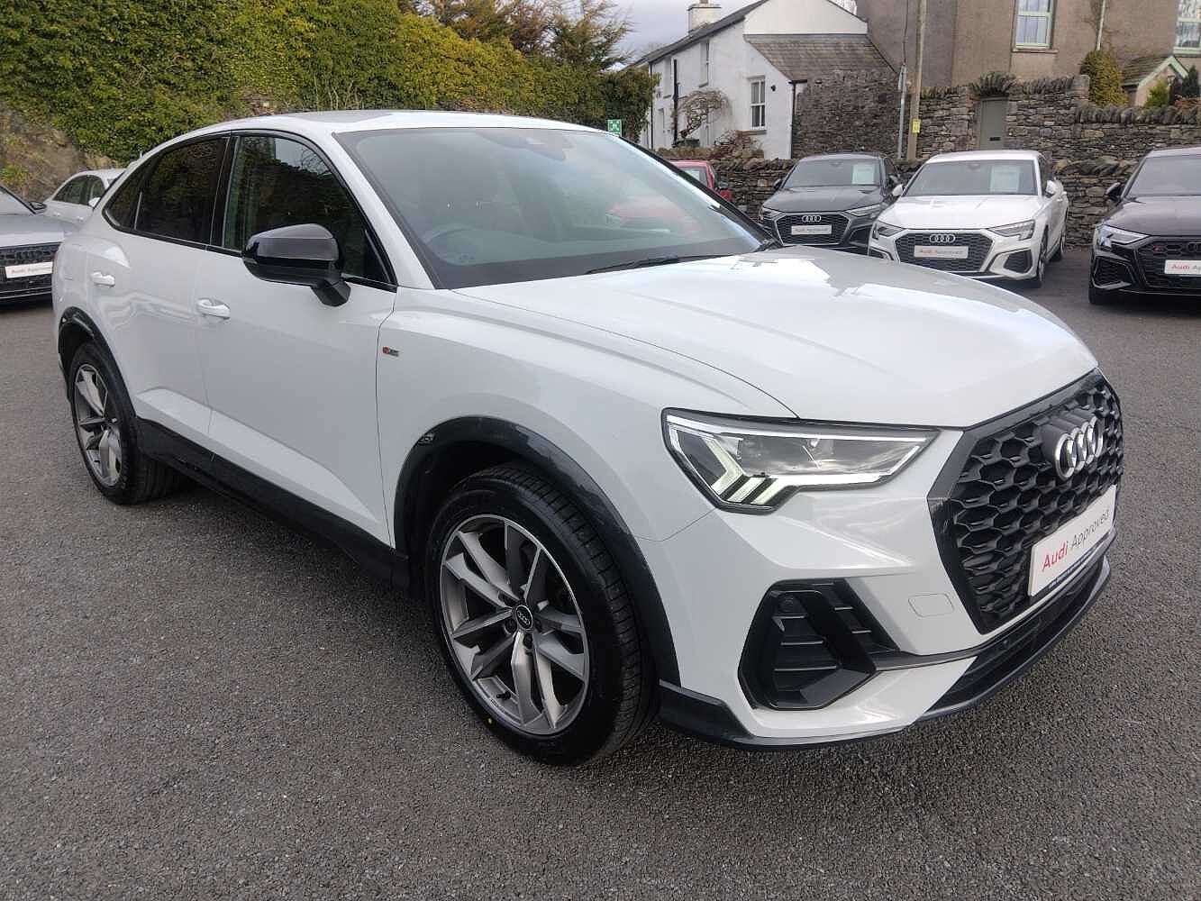 Main listing image - Audi Q3