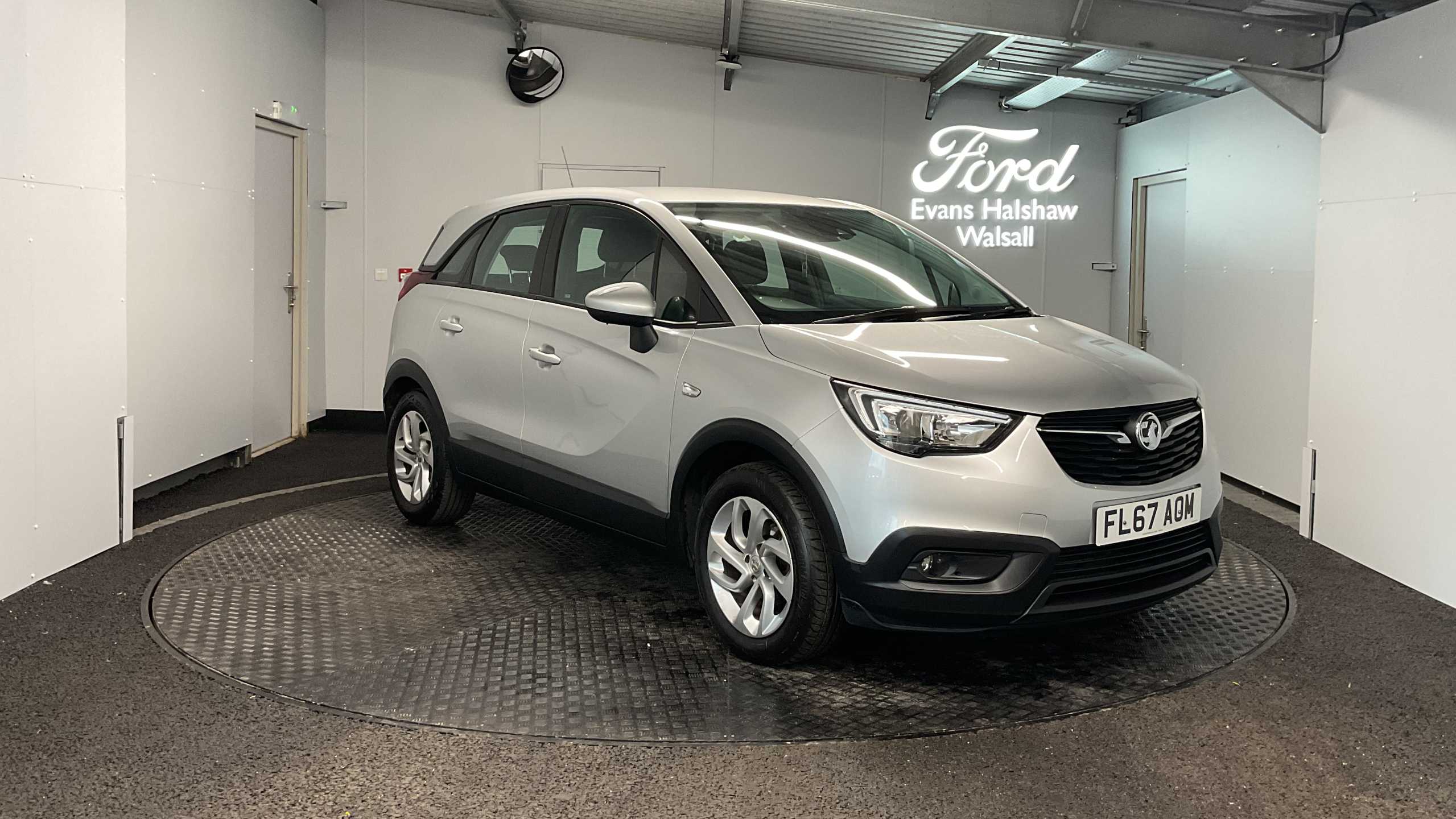 Main listing image - Vauxhall Crossland X