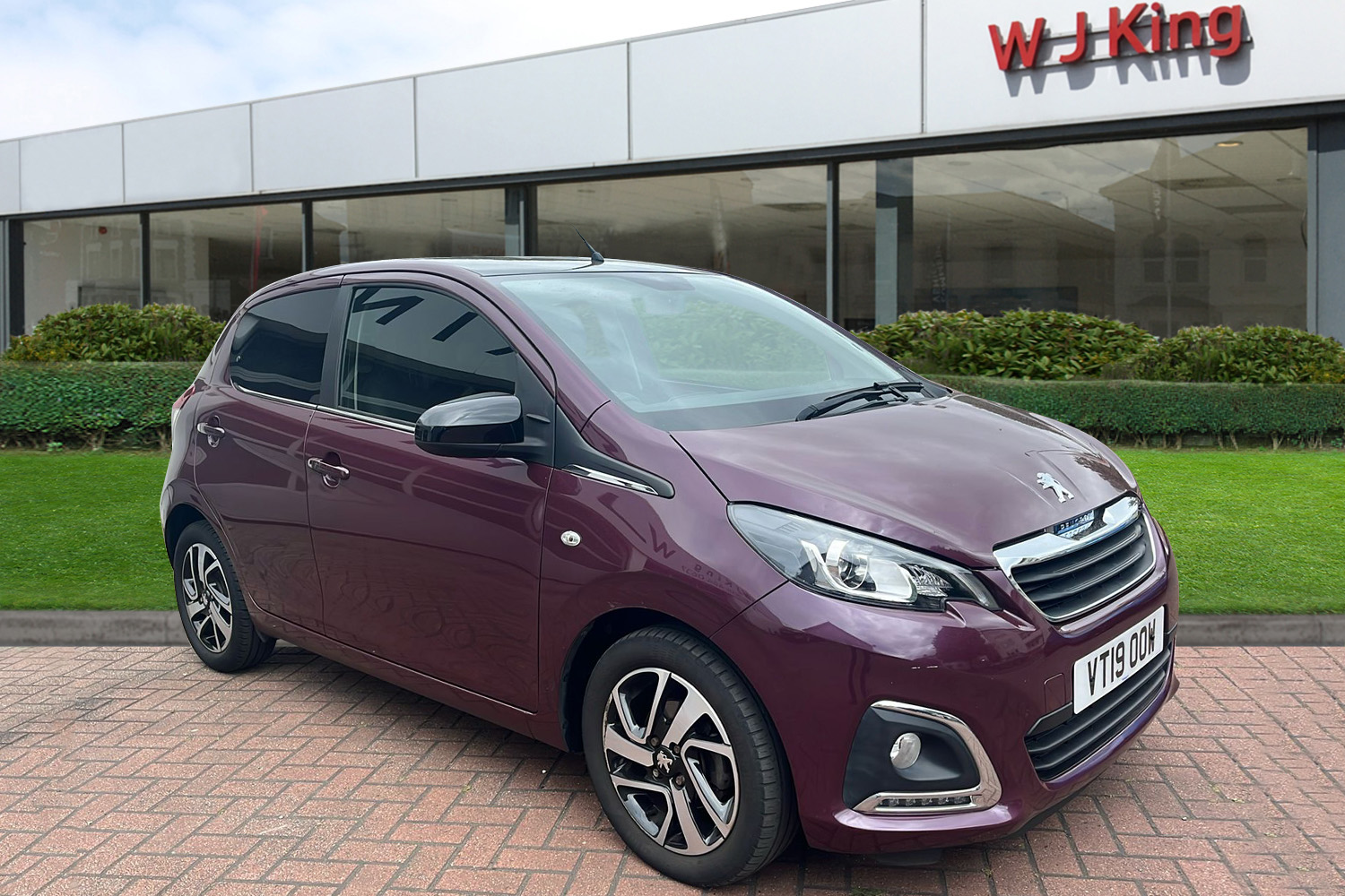 Main listing image - Peugeot 108