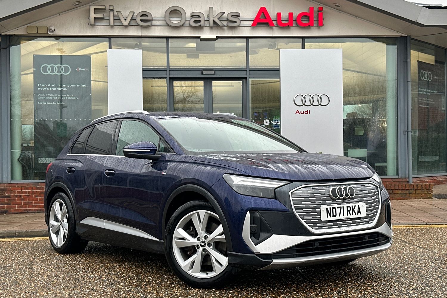 Main listing image - Audi Q4