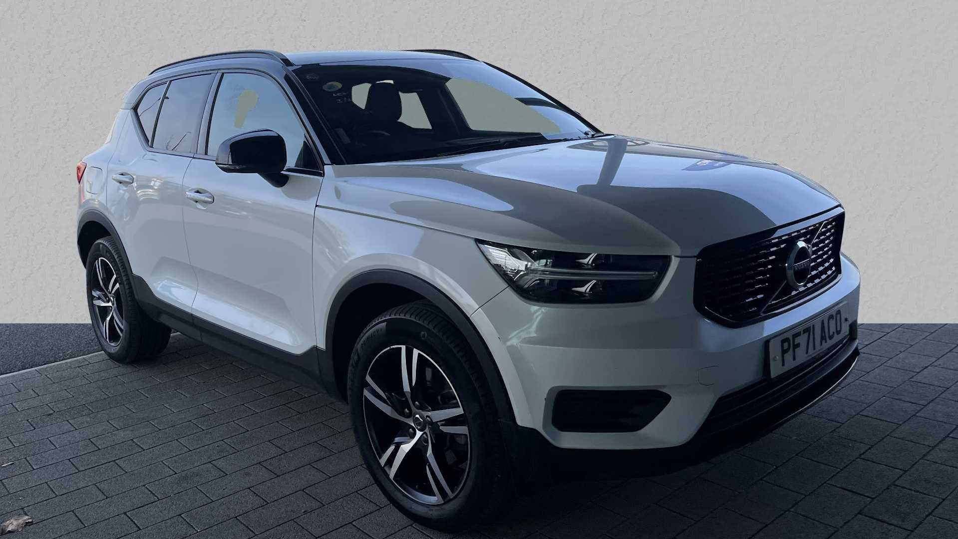 Main listing image - Volvo XC40