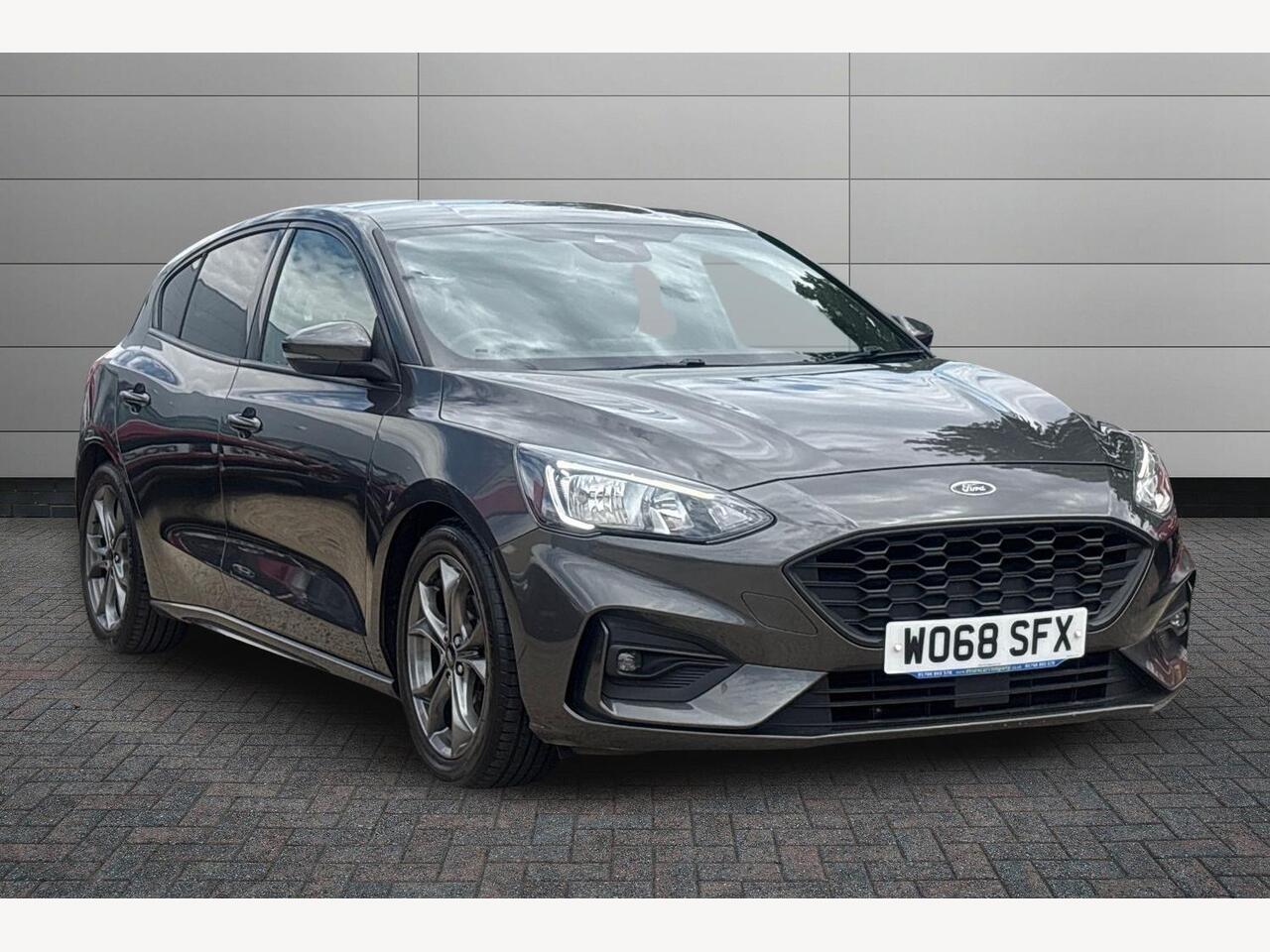 Main listing image - Ford Focus