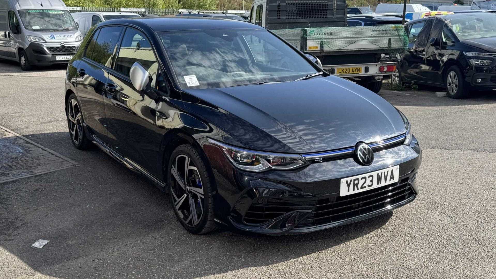 Main listing image - Volkswagen Golf R
